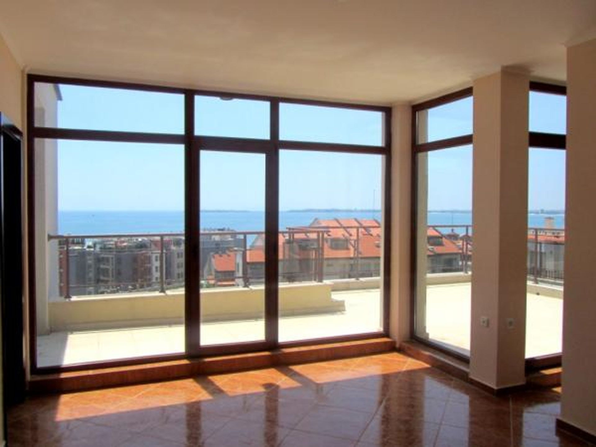 Condominium in Sveti Vlas, Boergas 11210334