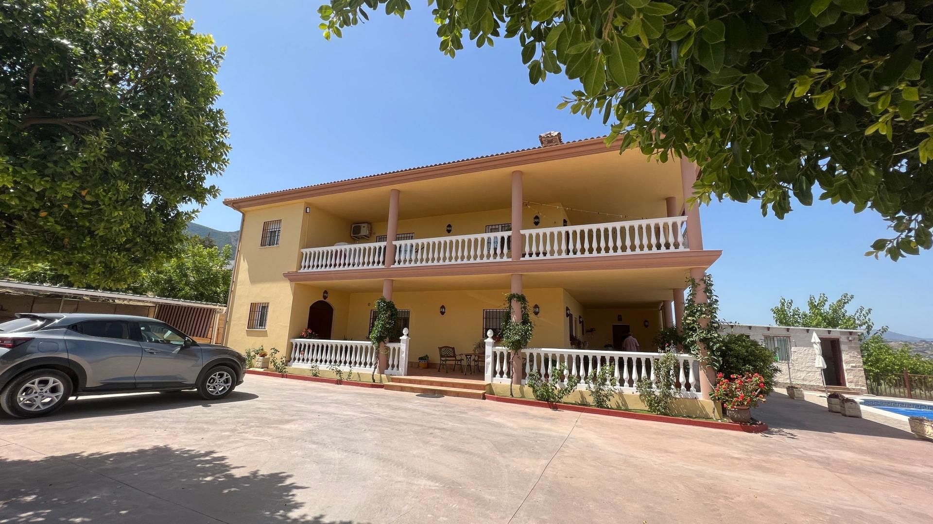 Casa nel Alhaurin el Grande, Andalusia 11210765