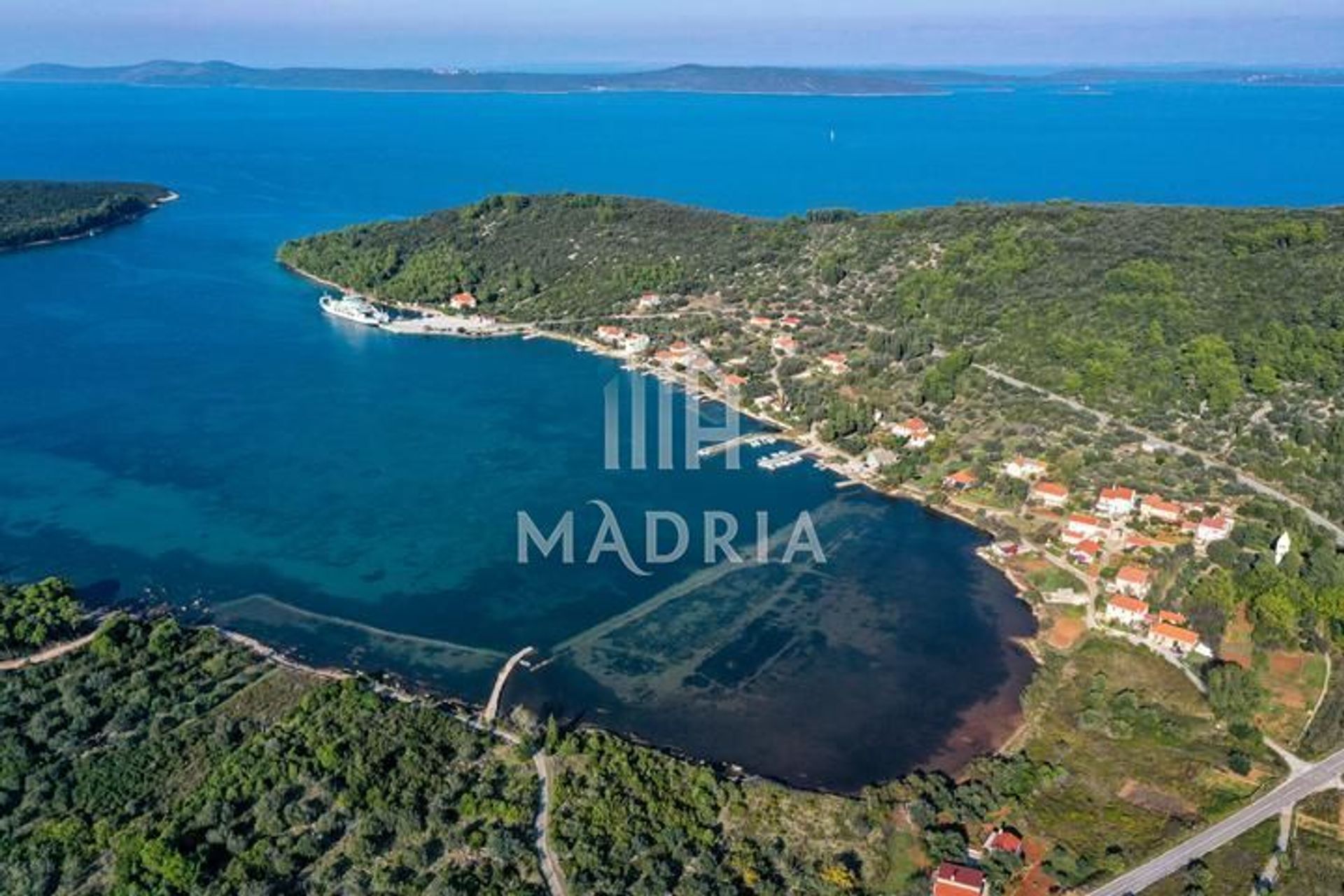 Terre dans Brbinj, Zadar County 11214687