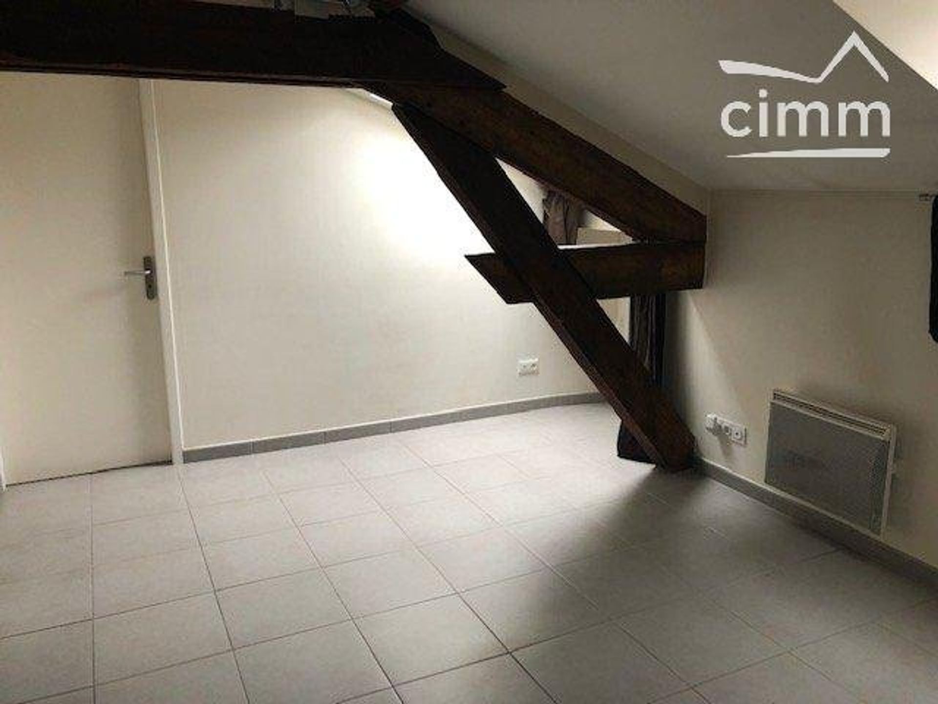 Condominium in Fures, Auvergne-Rhone-Alpes 11217334