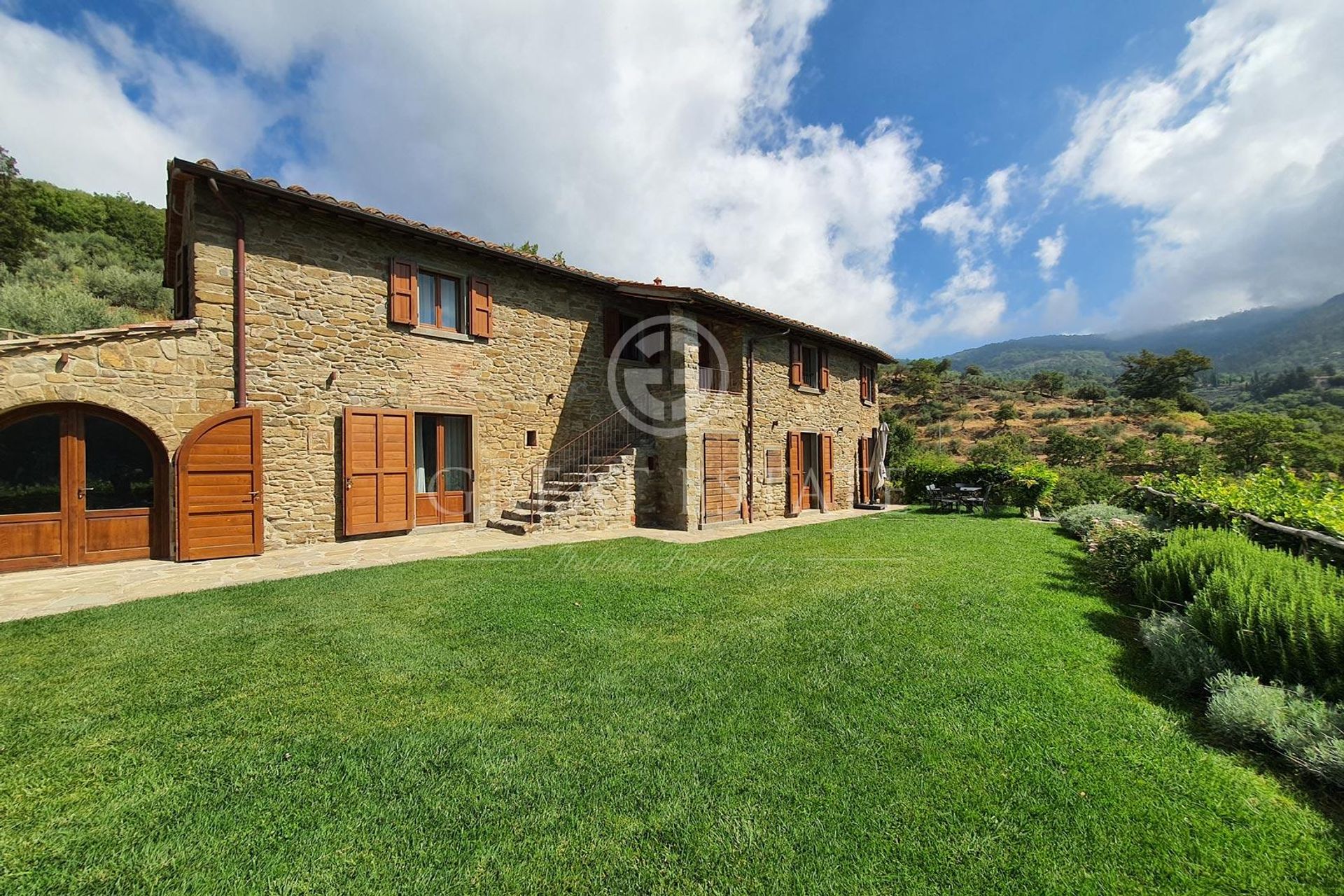 House in Cortona, Tuscany 11217401