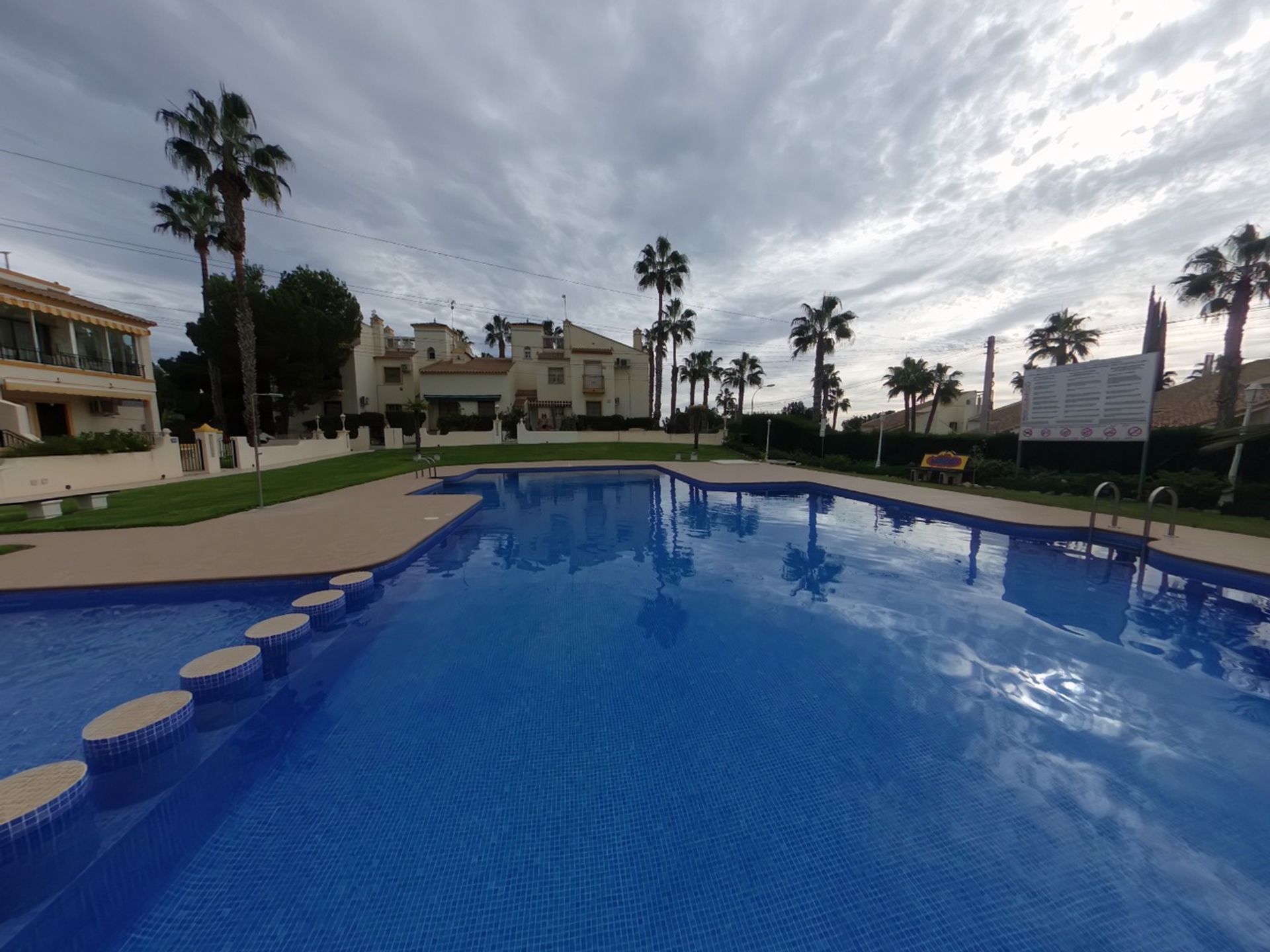 Condominio nel Villamartin, Andalusia 11218107