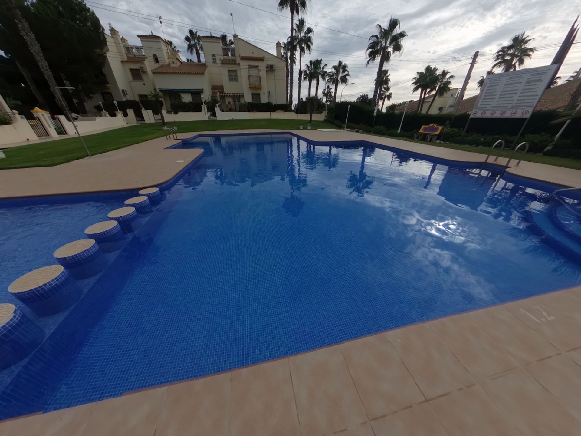 Condominio nel Villamartin, Andalucía 11218107