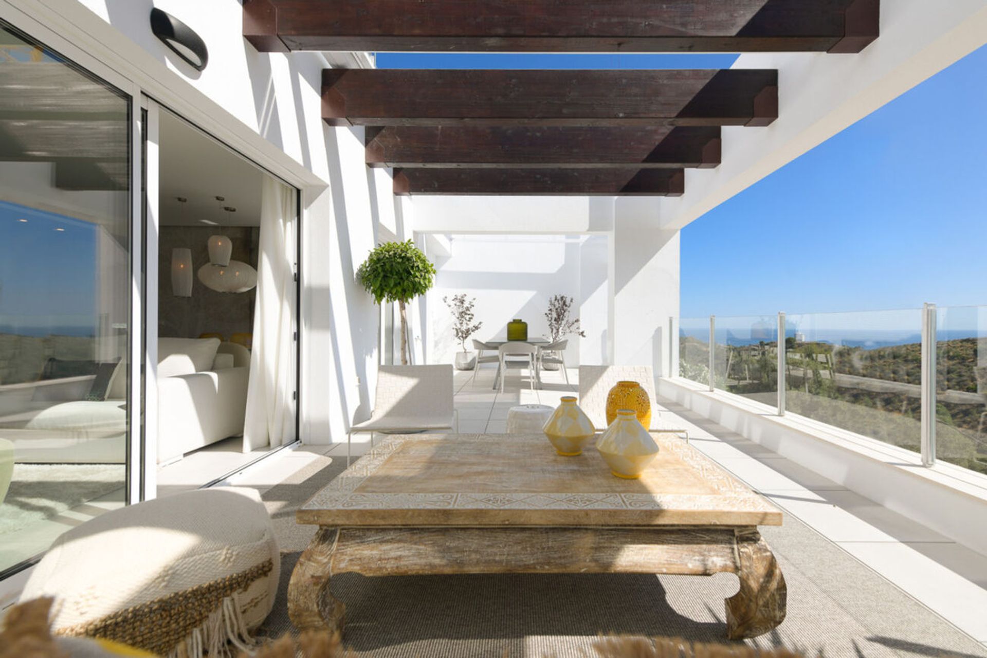 Condominium in Marbella, Andalucía 11218246