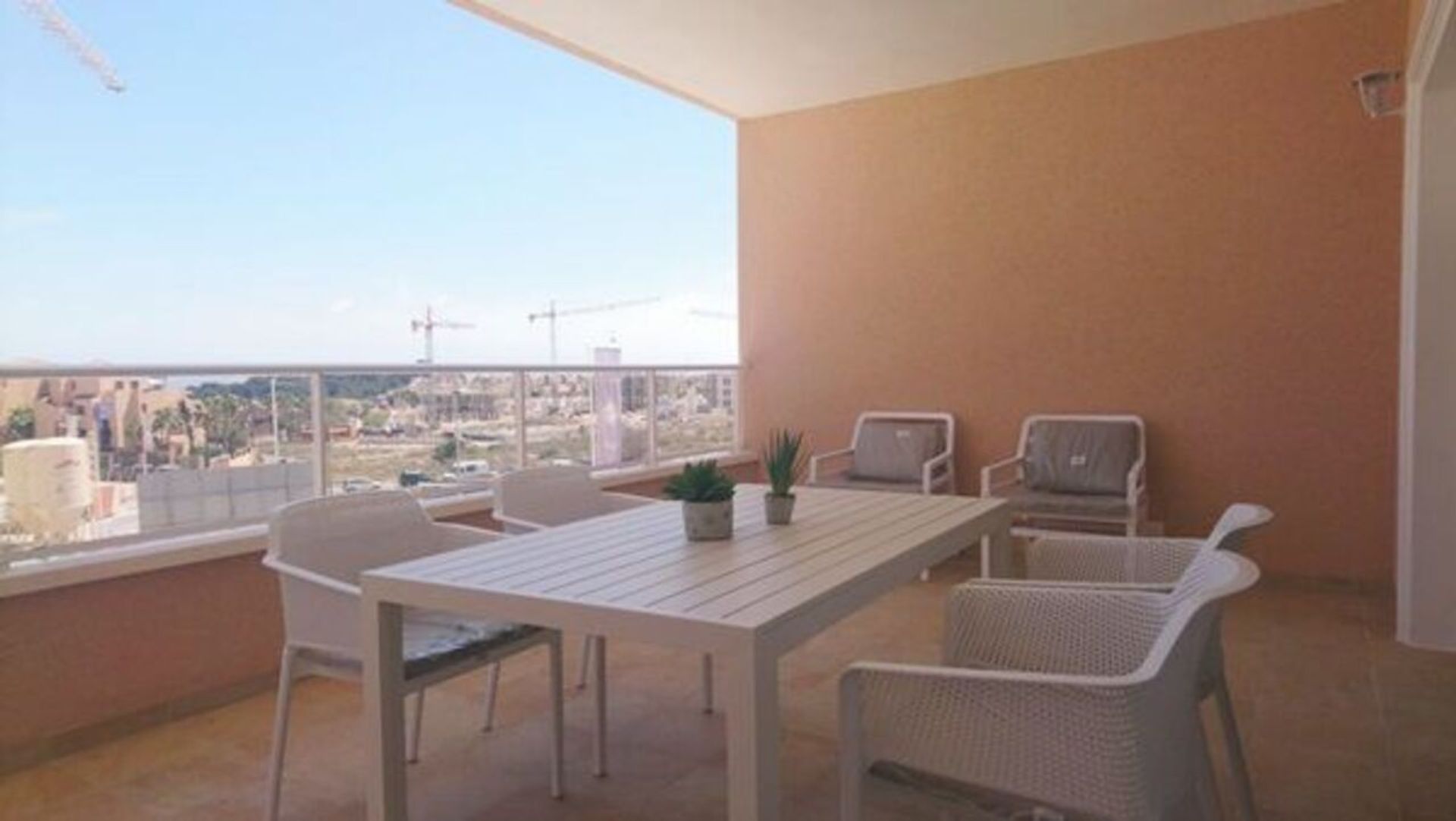 Condominium in Orihuela, Comunidad Valenciana 11218667