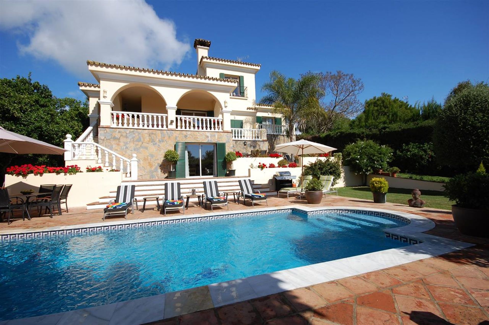 House in Guadiaro, Andalusia 11219327