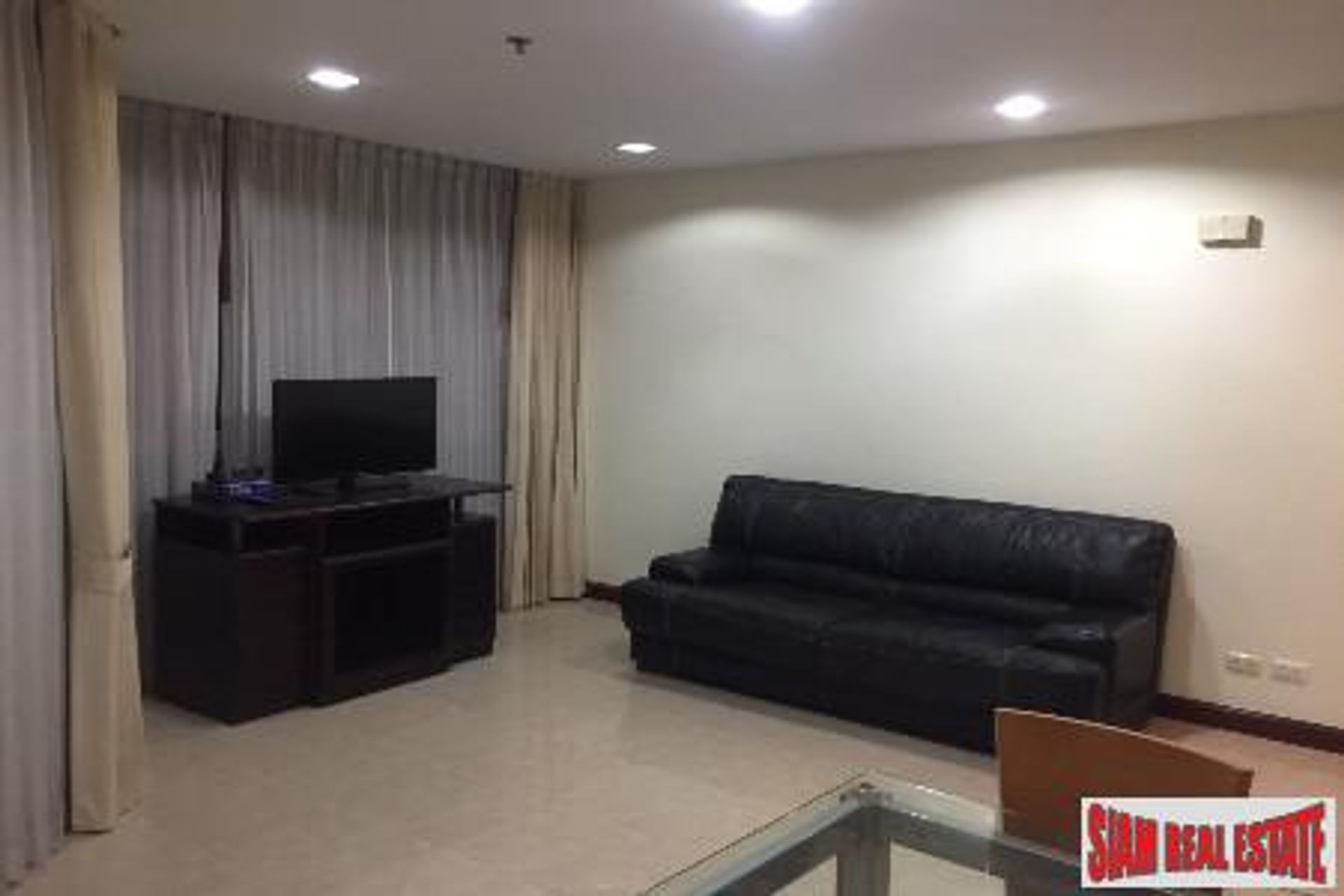 Condominium in , Krung Thep Maha Nakhon 11220969