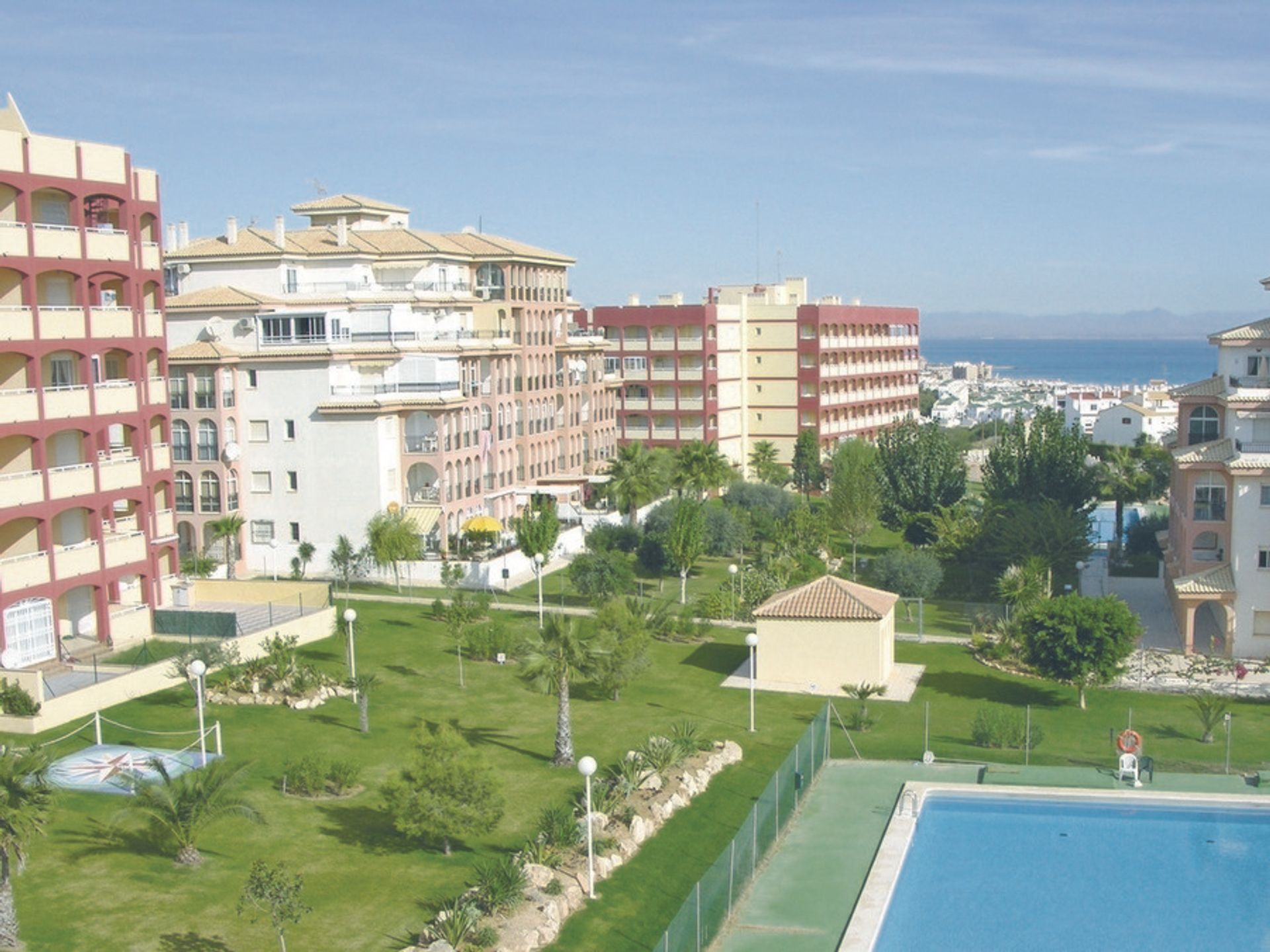 Condominium in Torrevieja, Comunidad Valenciana 11221733