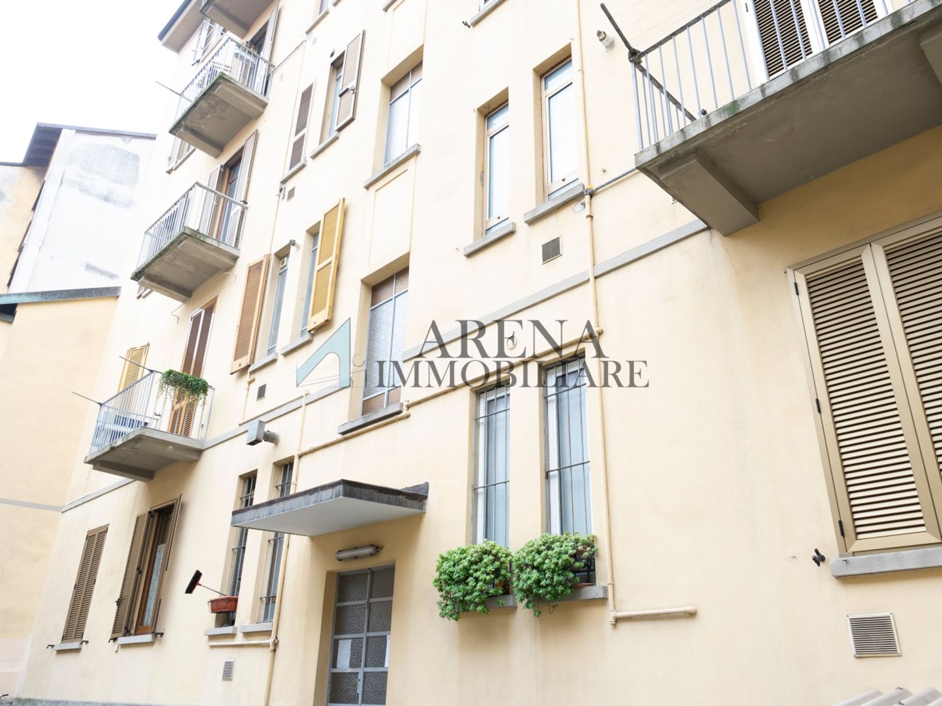 Condominium dans Milan, Lombardy 11224228