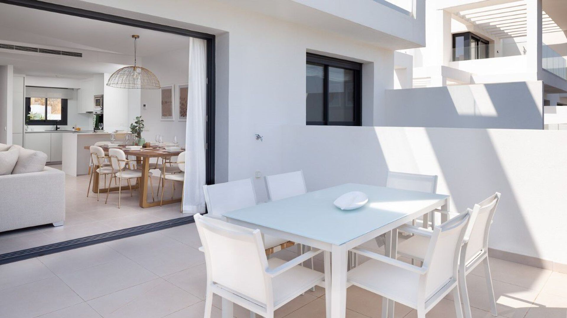 Condominium in Las Lagunas de Mijas, Andalucía 11224912