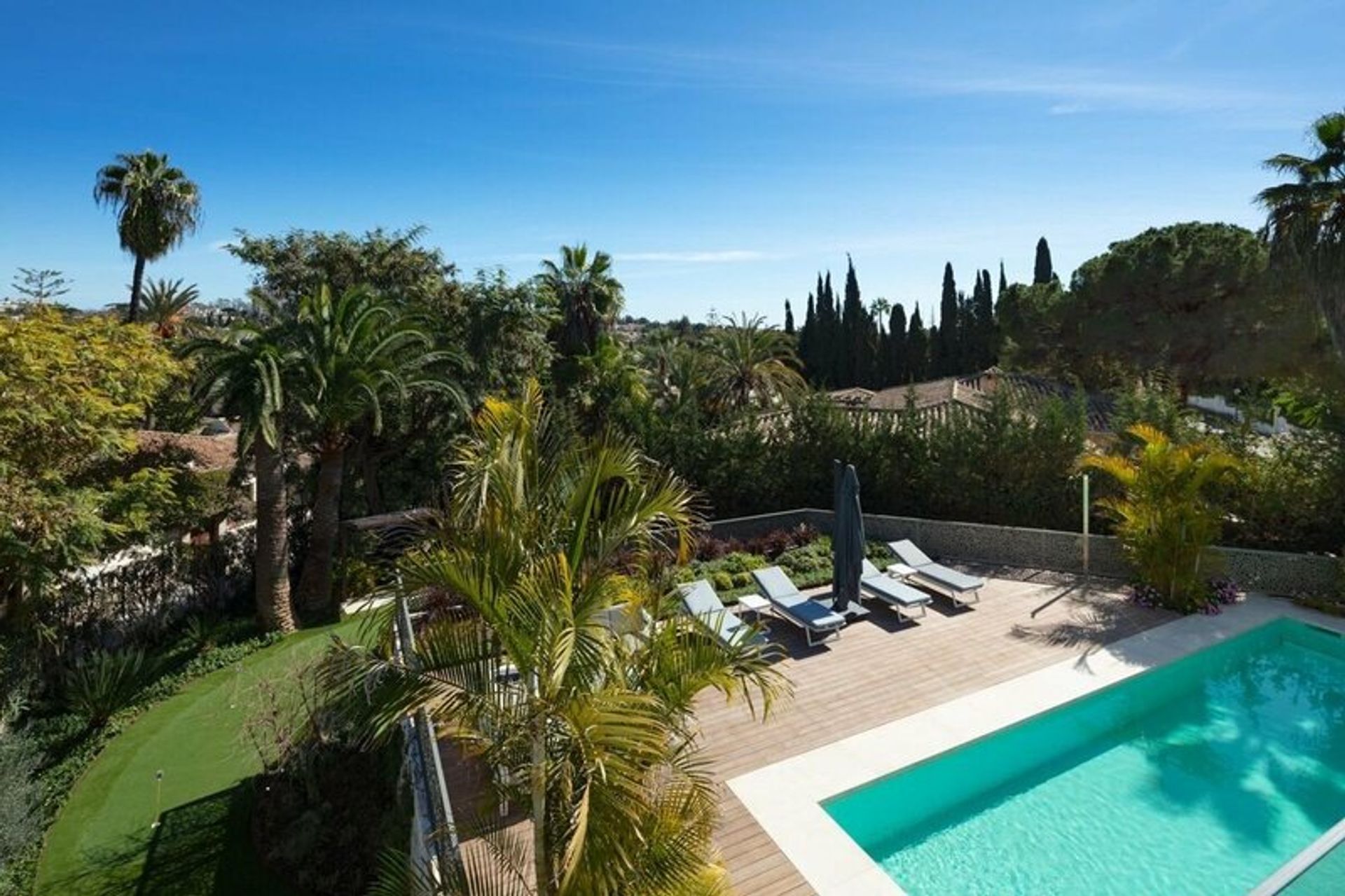 Rumah di San Pedro de Alcantara, Andalusia 11225584