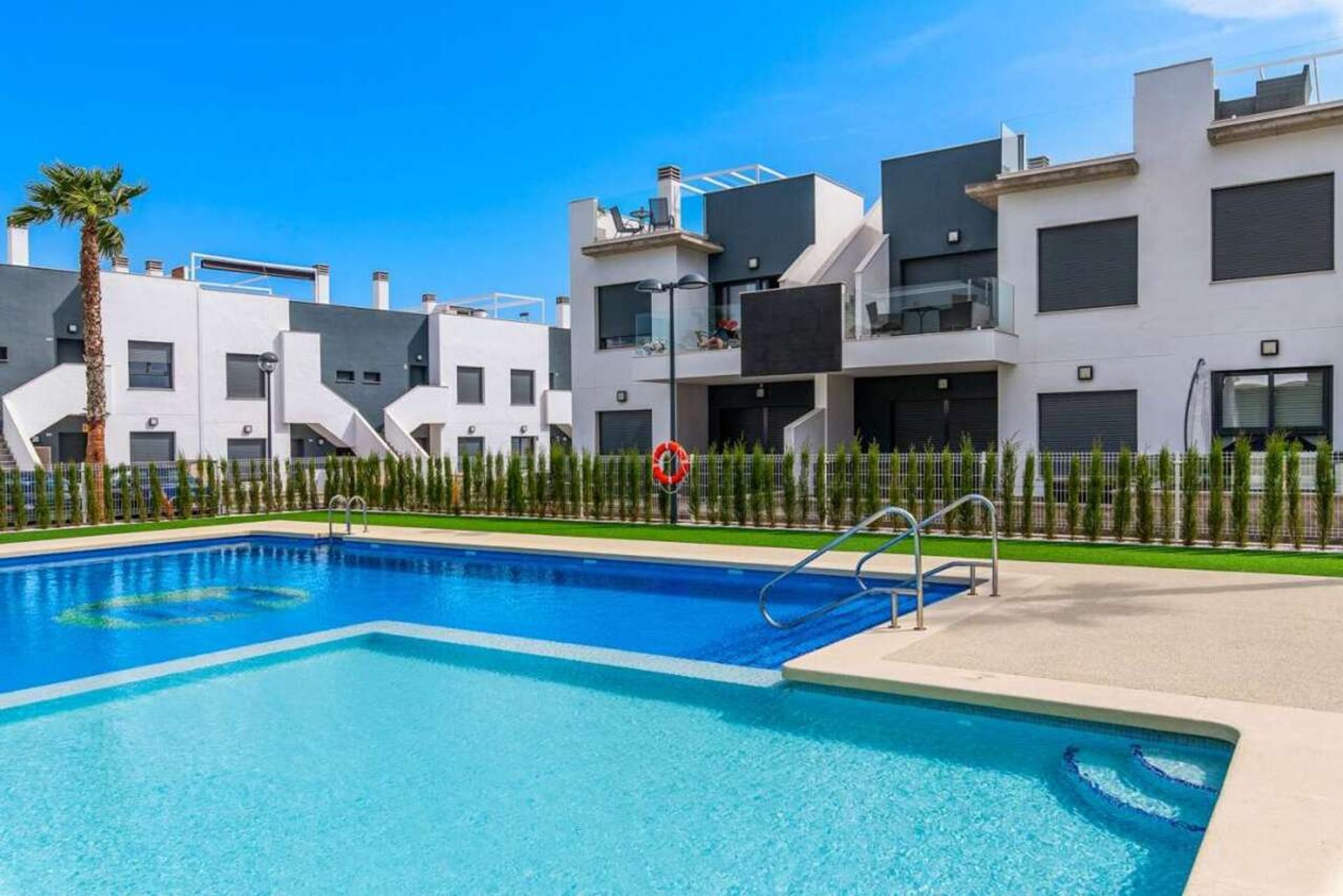 Condominium in Pilar de la Horadada, Comunidad Valenciana 11225609