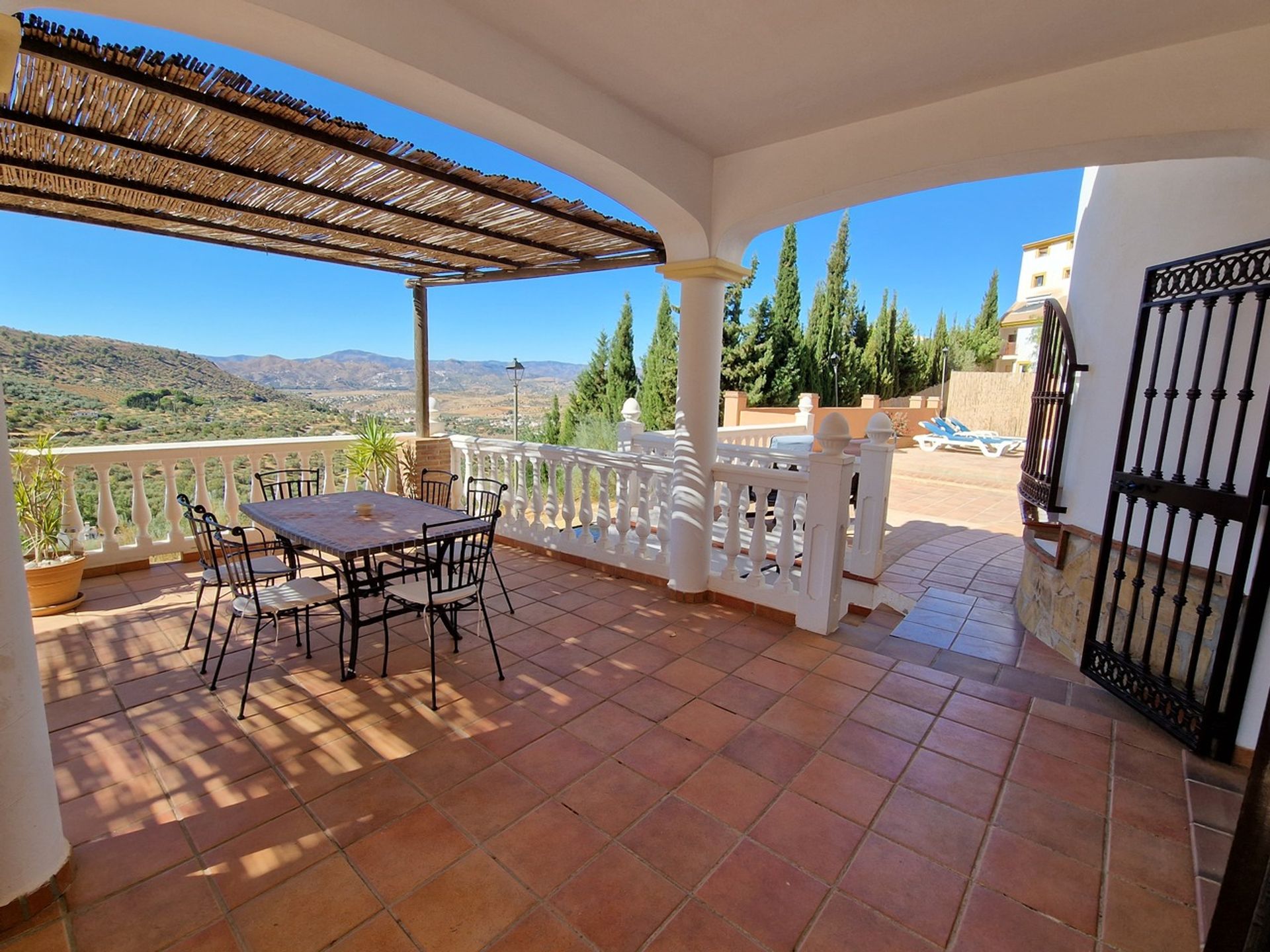 Huis in Alcaucín, Andalucía 11226497