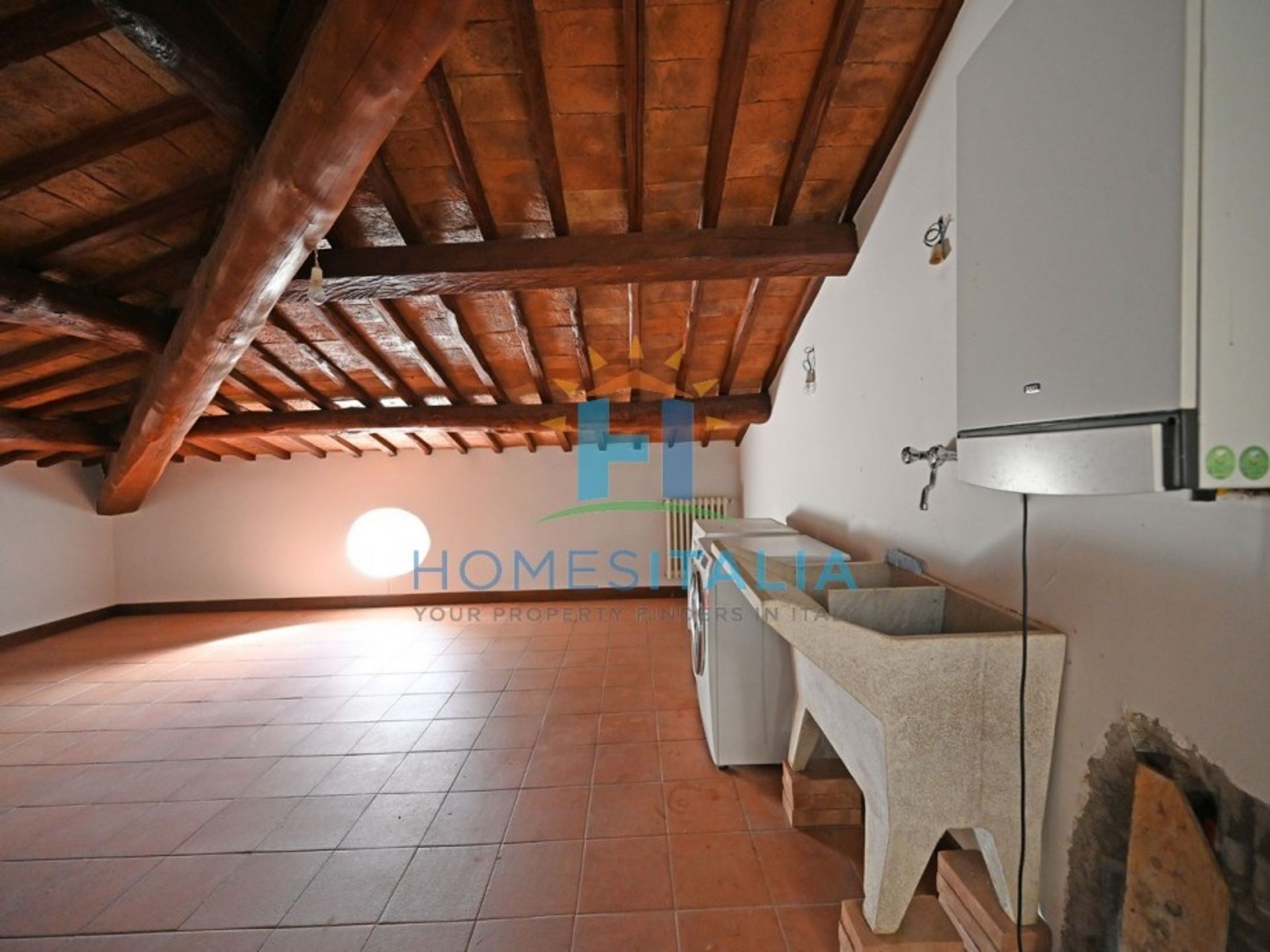 Rumah di Vaiano, Lazio 11227575