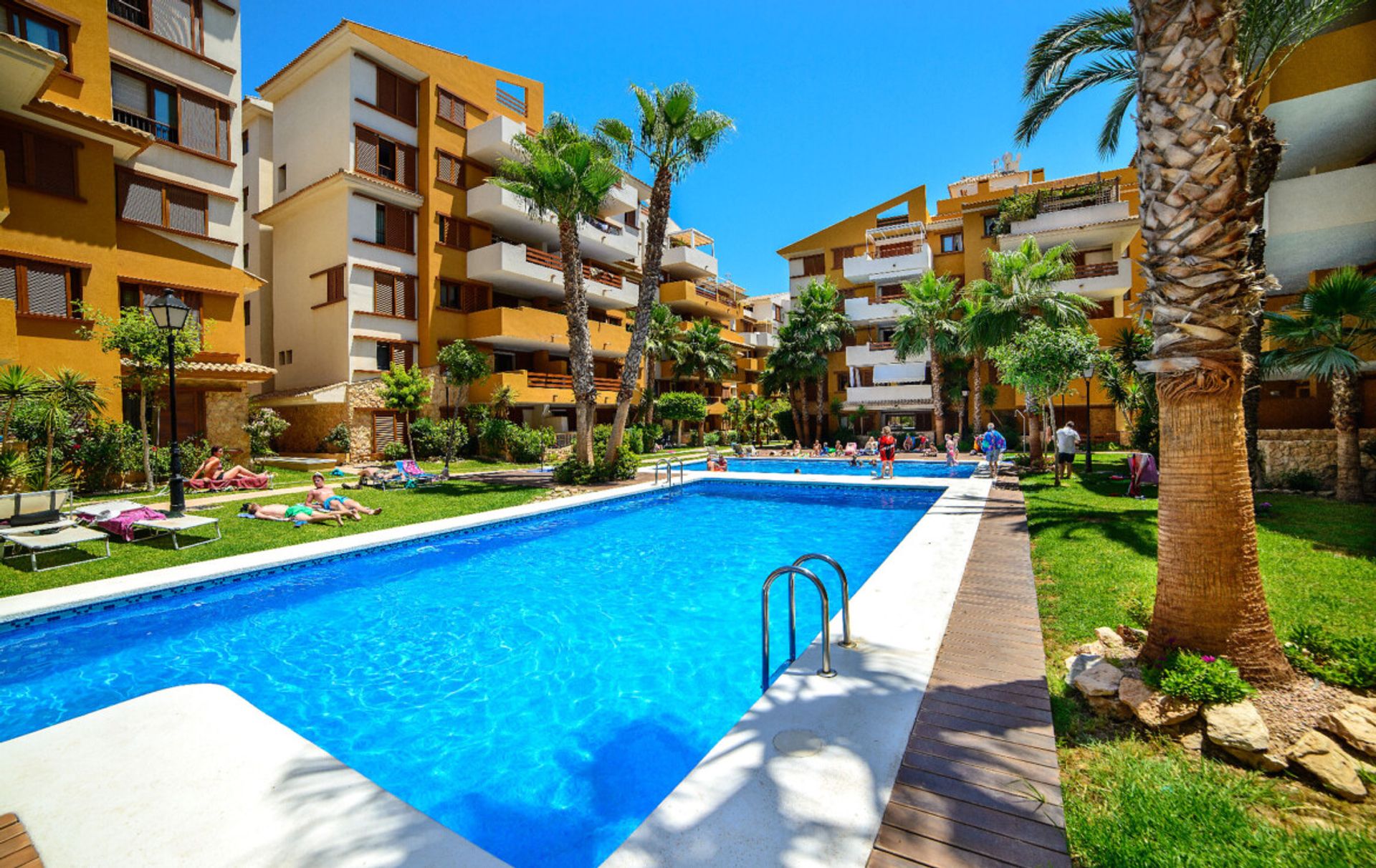 Condominium dans Punta Prima, Comunidad Valenciana 11227620