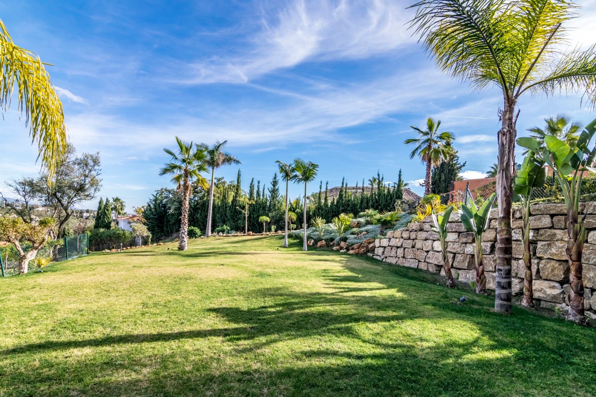 Eigentumswohnung im Marbella, Andalucía 11228699