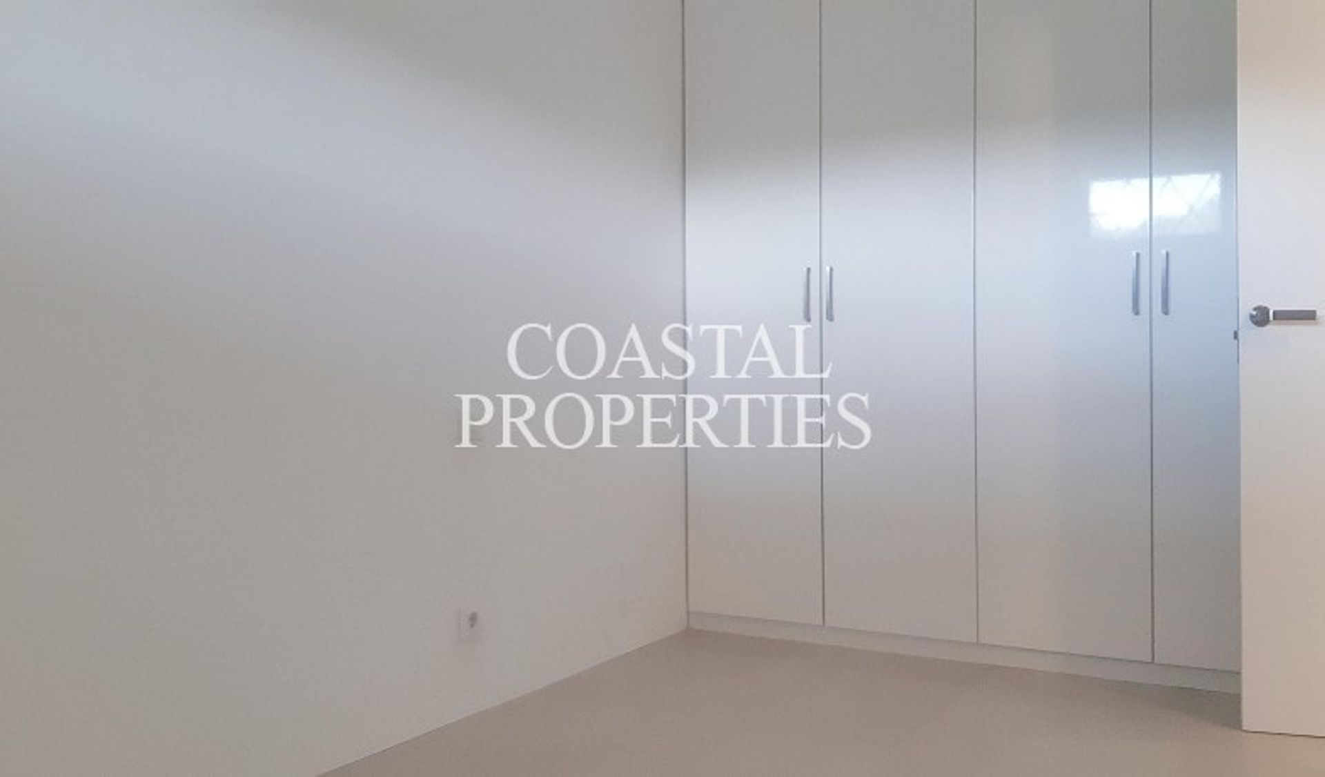 Condominium in Calvia, Balearic Islands 11228979