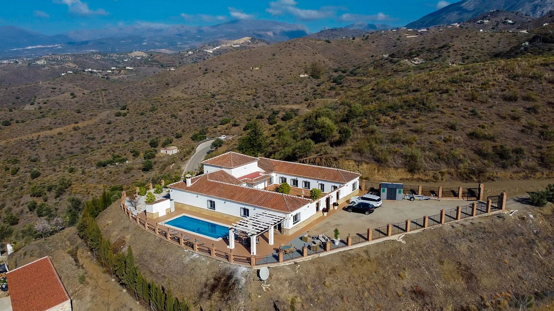 Casa nel Canillas de Aceituno, Andalusia 11229752