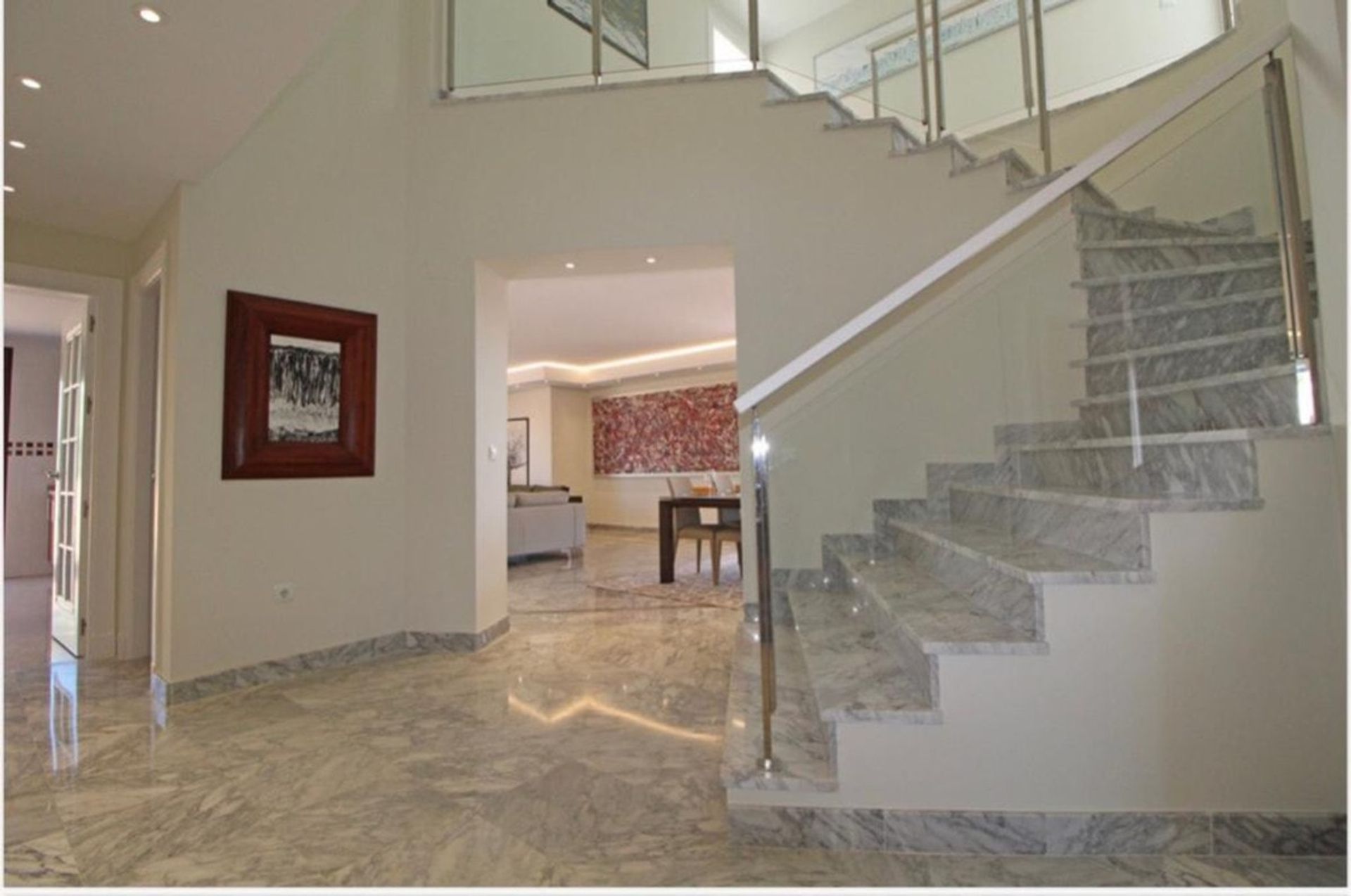 Condominium in Marbella, Andalucía 11230144