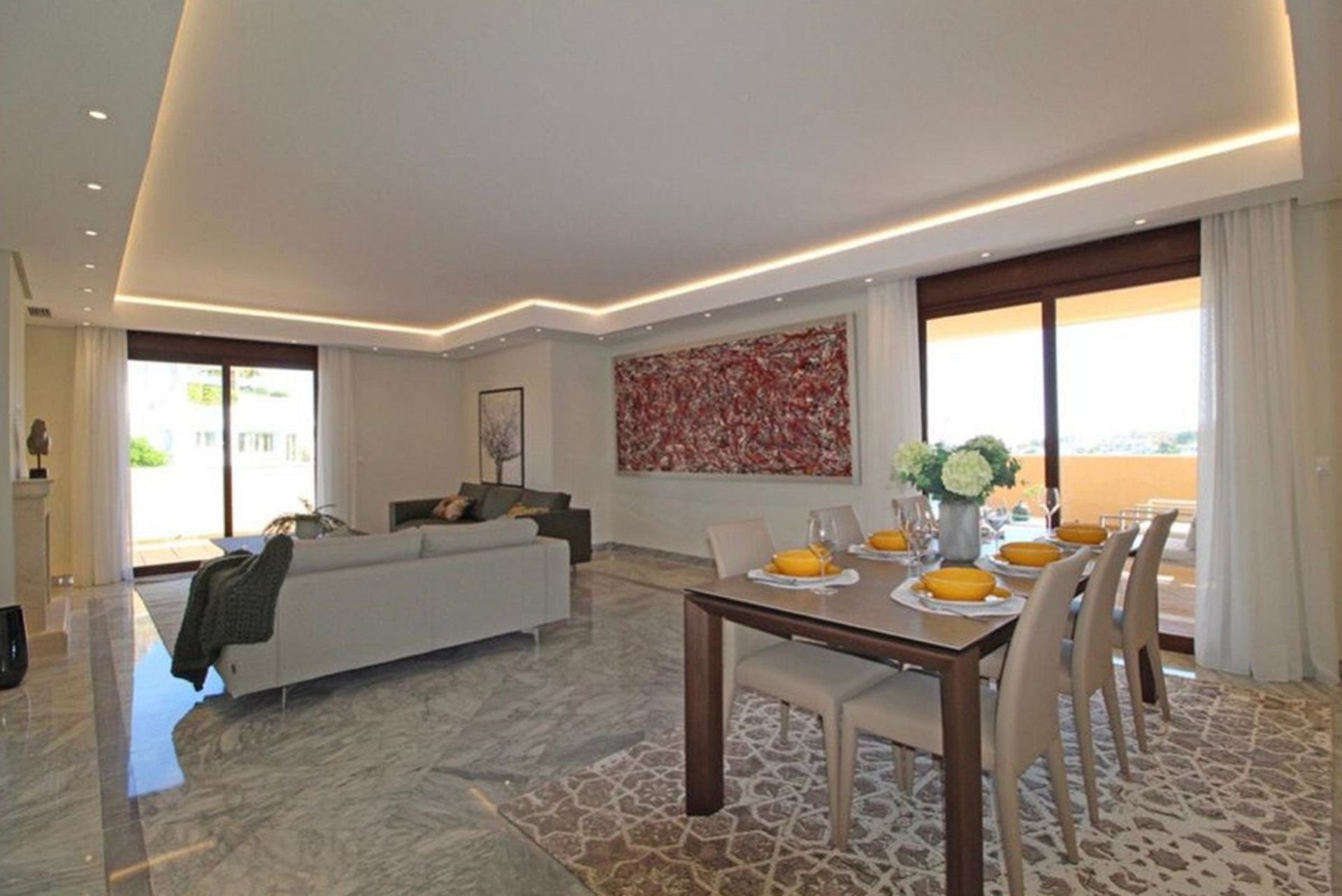 Condominium in Marbella, Andalucía 11230144