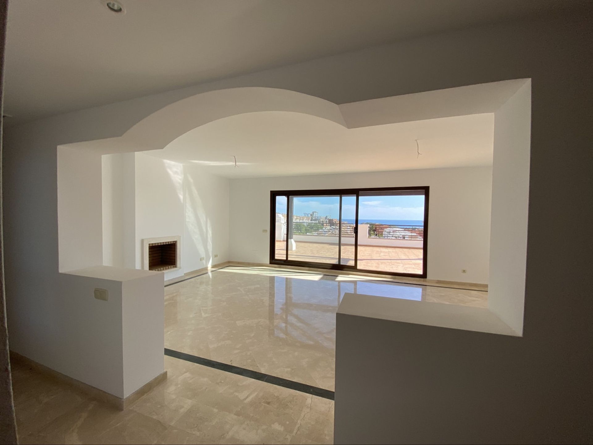 Condominium dans San Luis de Sabinillas, Andalousie 11231253