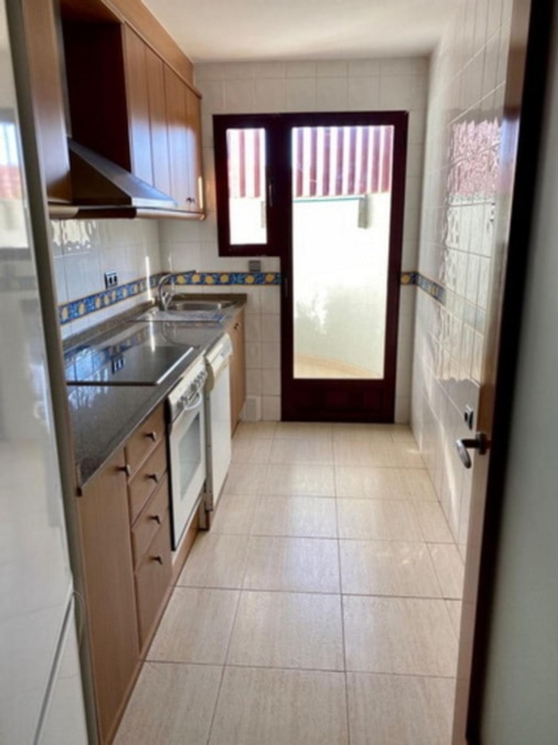 Condominium in Benidorm, Comunidad Valenciana 11233379