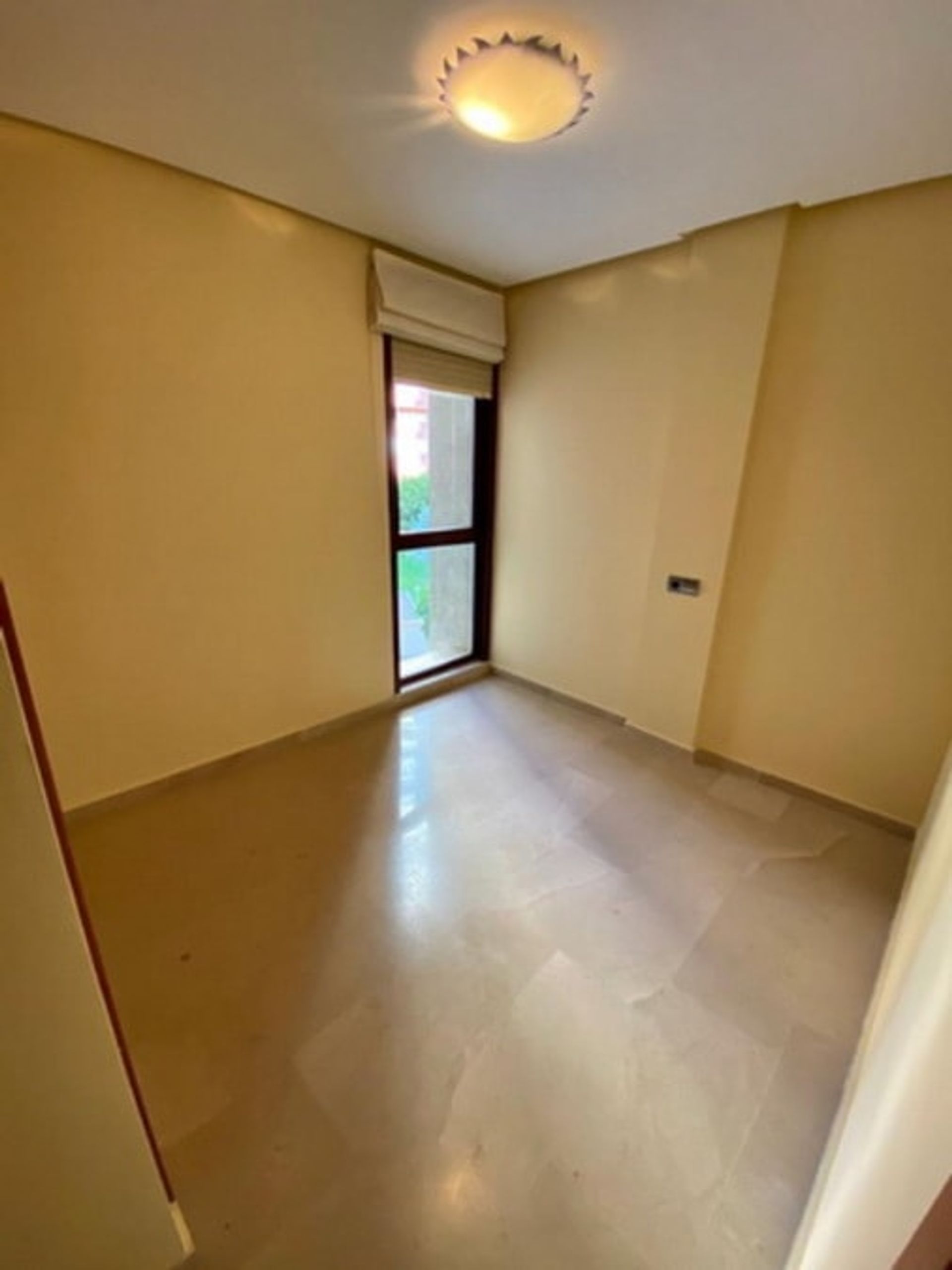 Condominium in Benidorm, Comunidad Valenciana 11233379