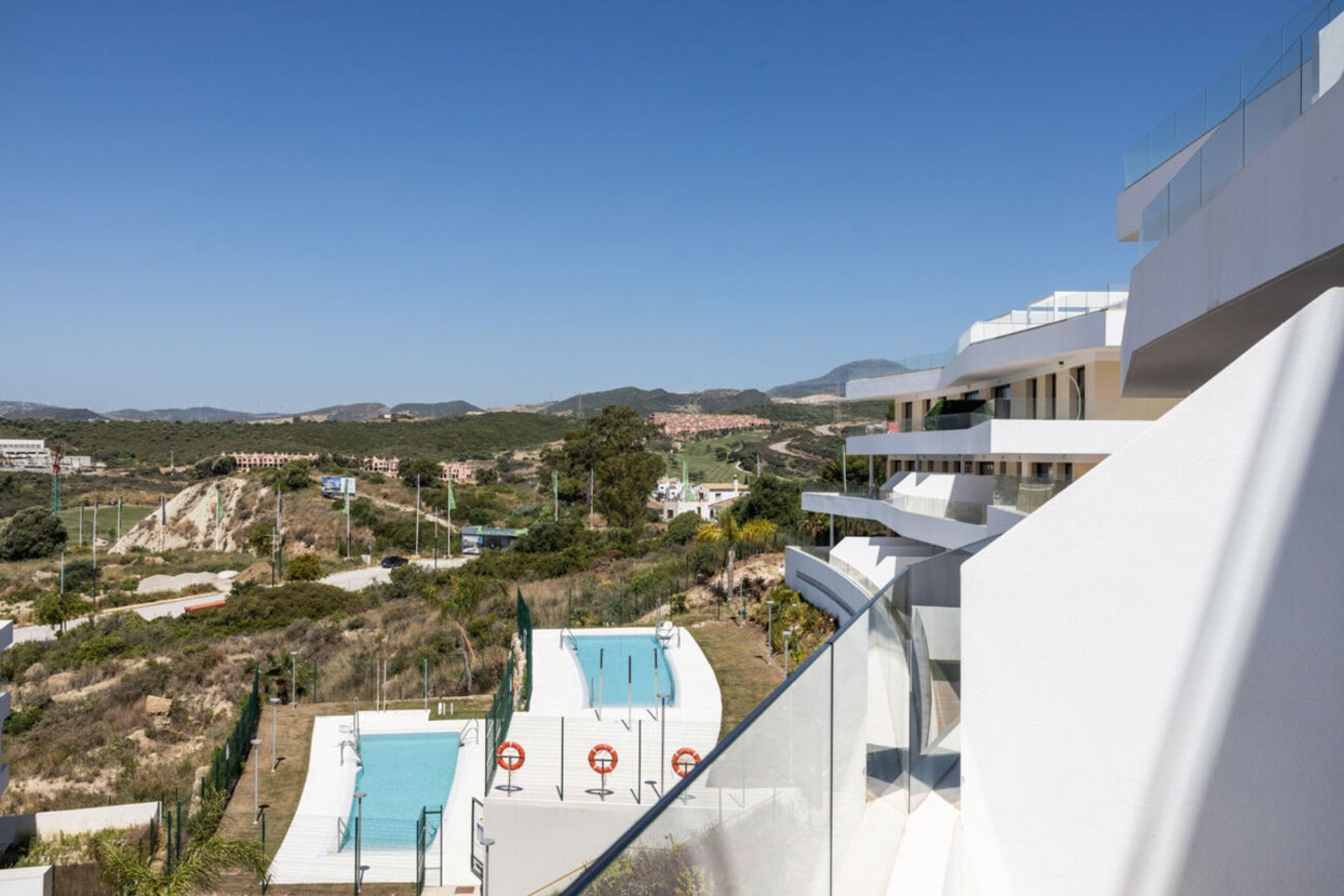 Condominium dans Estepona, Andalucía 11234488