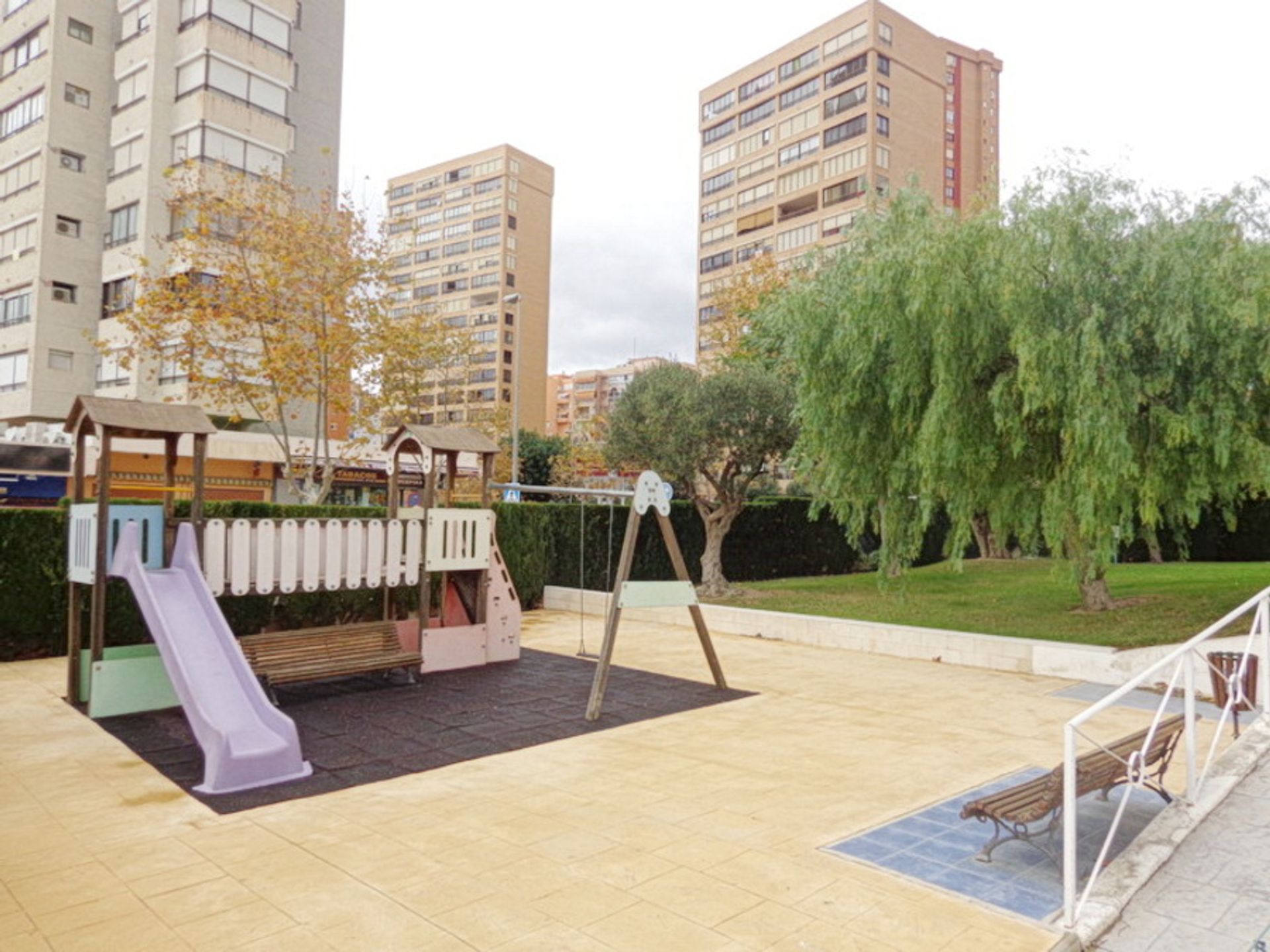 קוֹנדוֹמִינִיוֹן ב Benidorm, Comunidad Valenciana 11235193