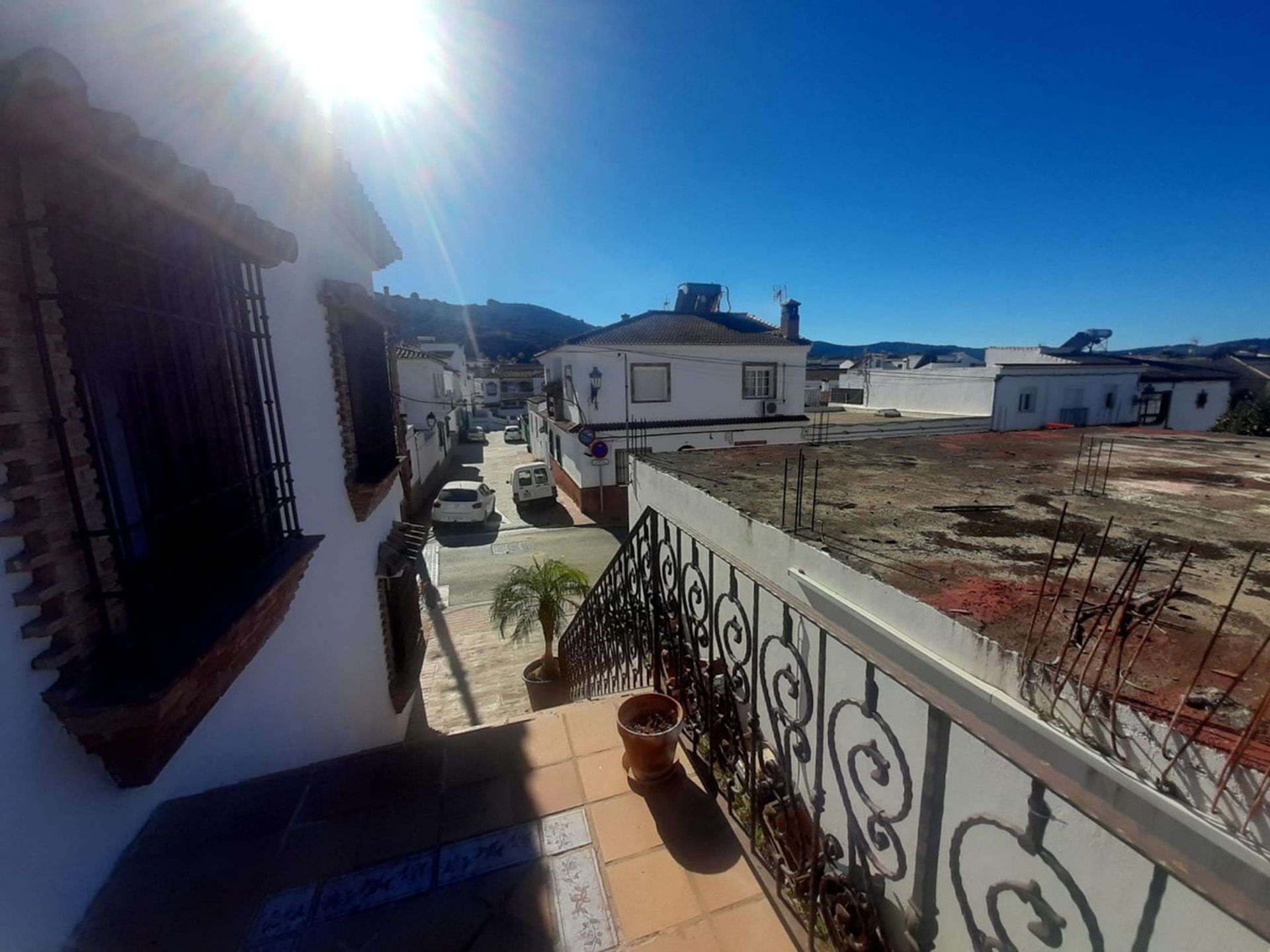 산업 에 San Enrique de Guadiaro, Andalucía 11235375