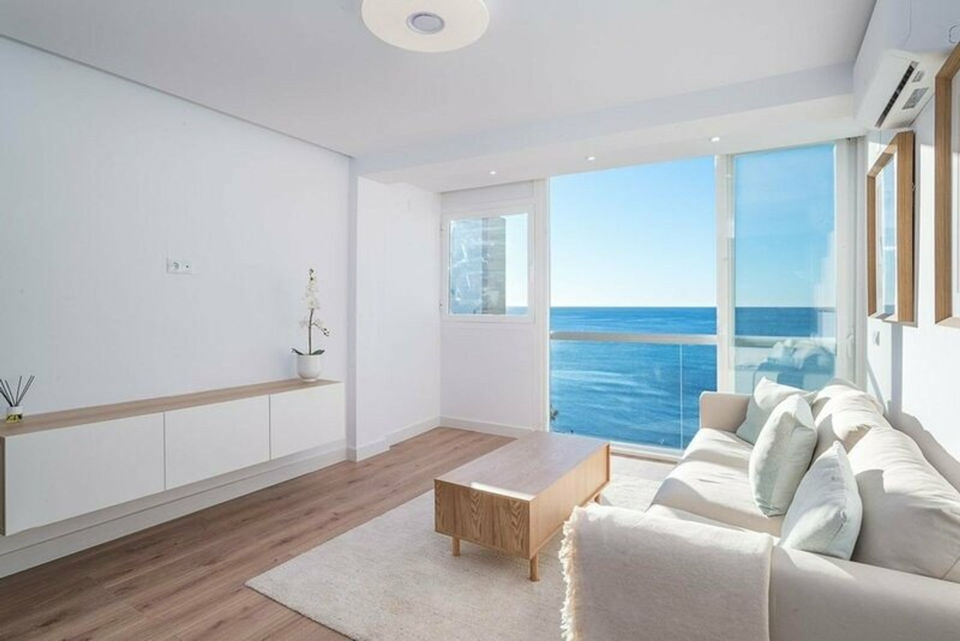 Condominium dans Fuengirola, Andalousie 11235399