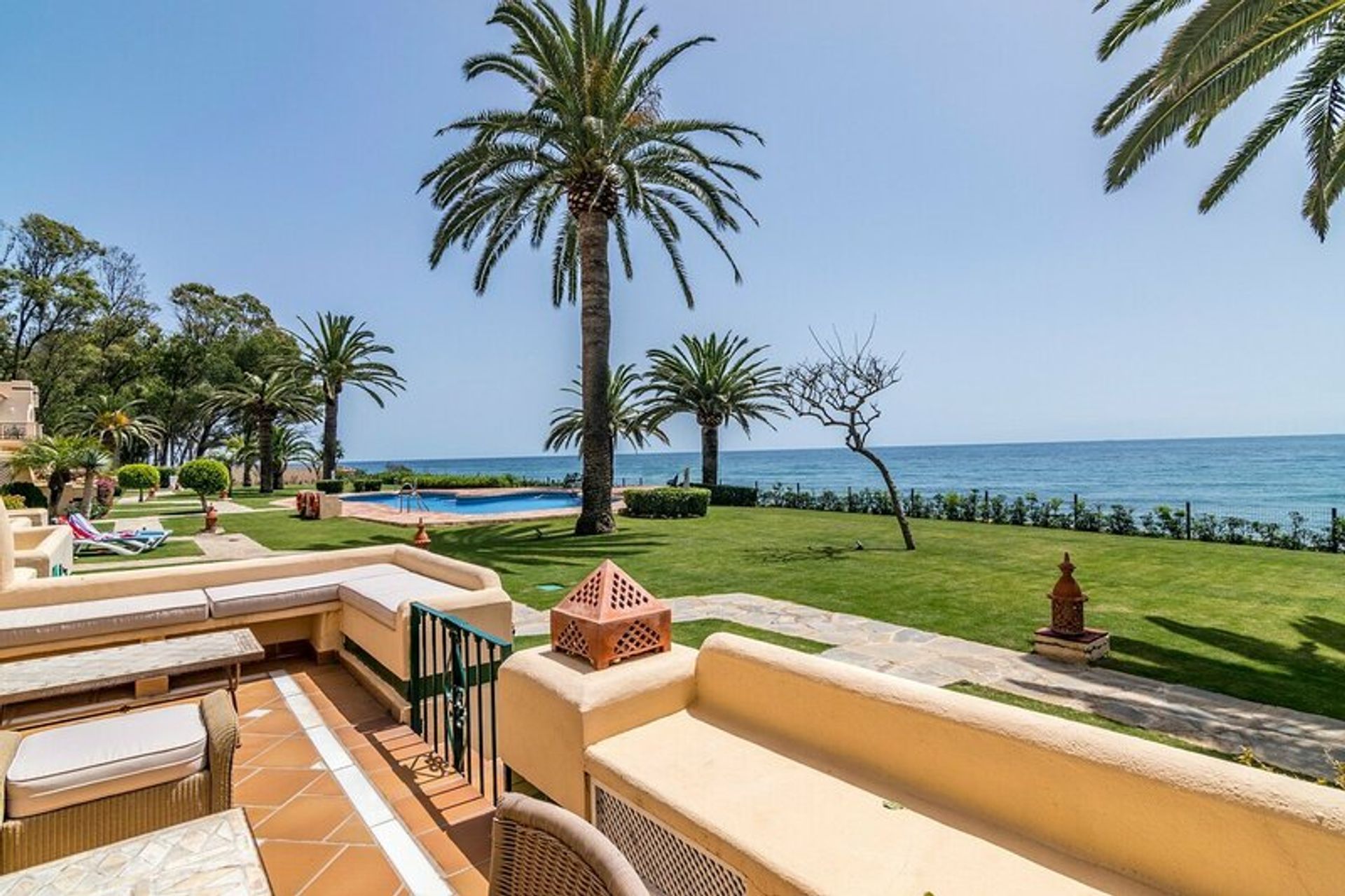 Huis in Estepona, Andalucía 11235527