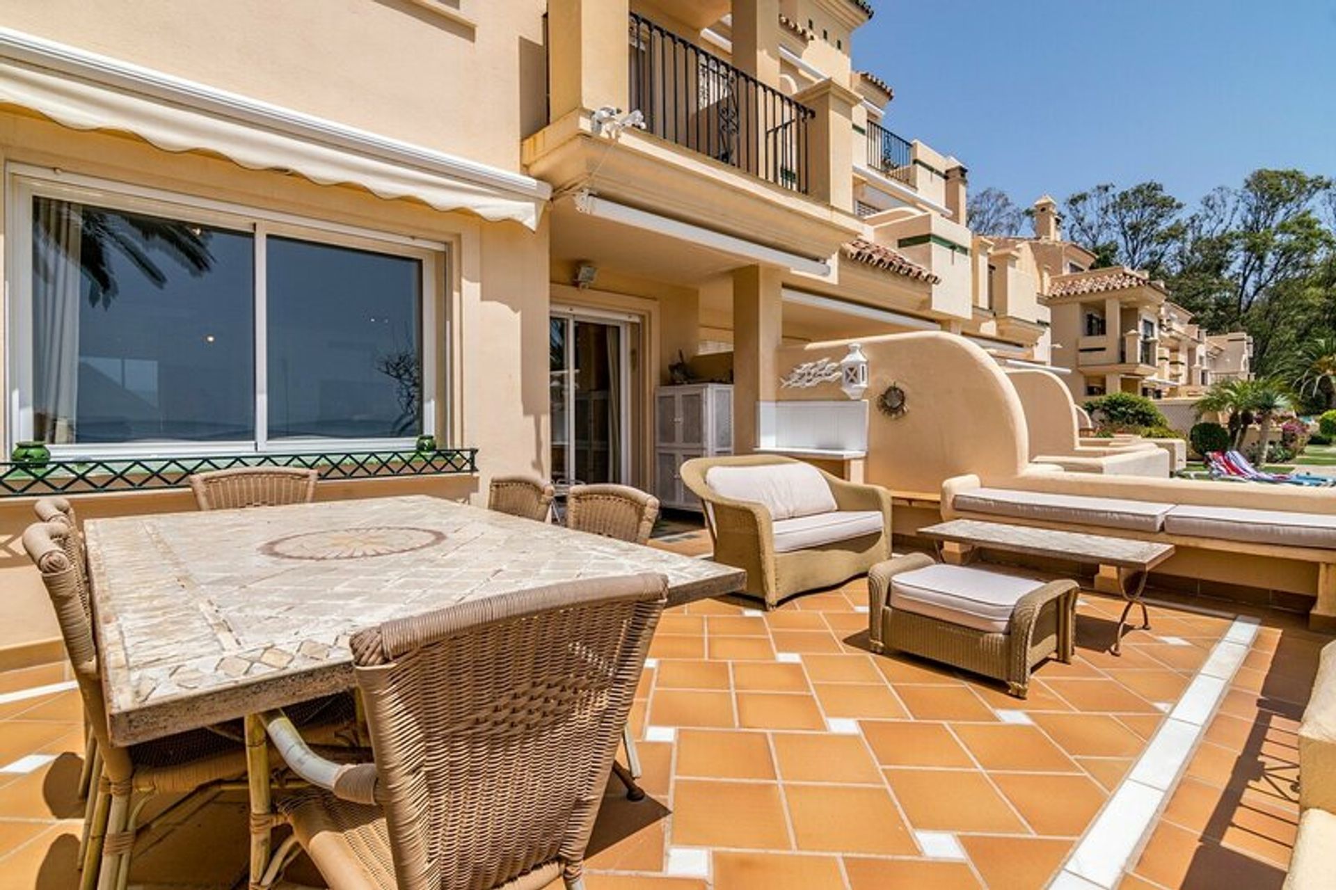 Huis in Estepona, Andalucía 11235527