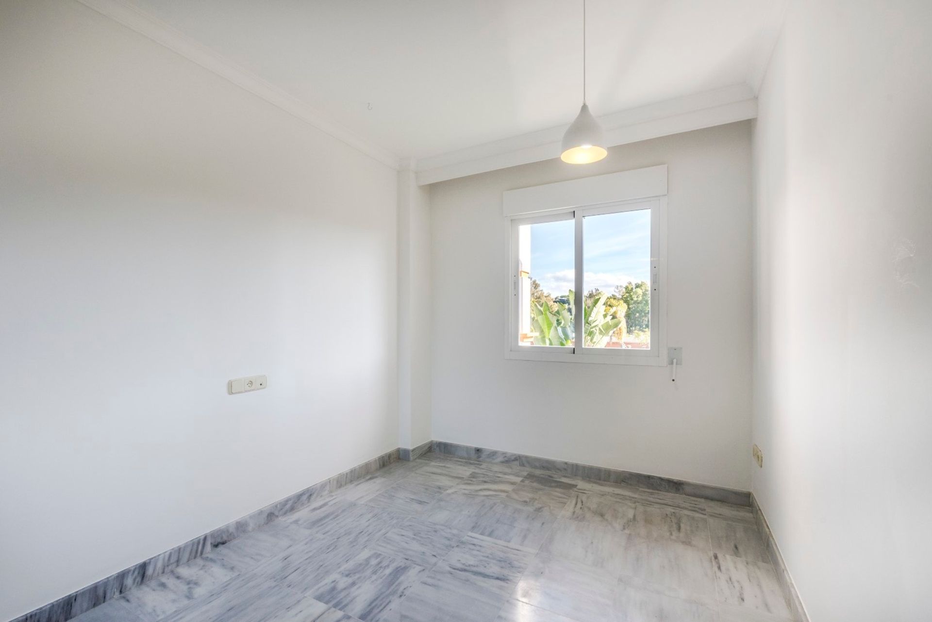 Condominium in Marbella, Andalucía 11235726