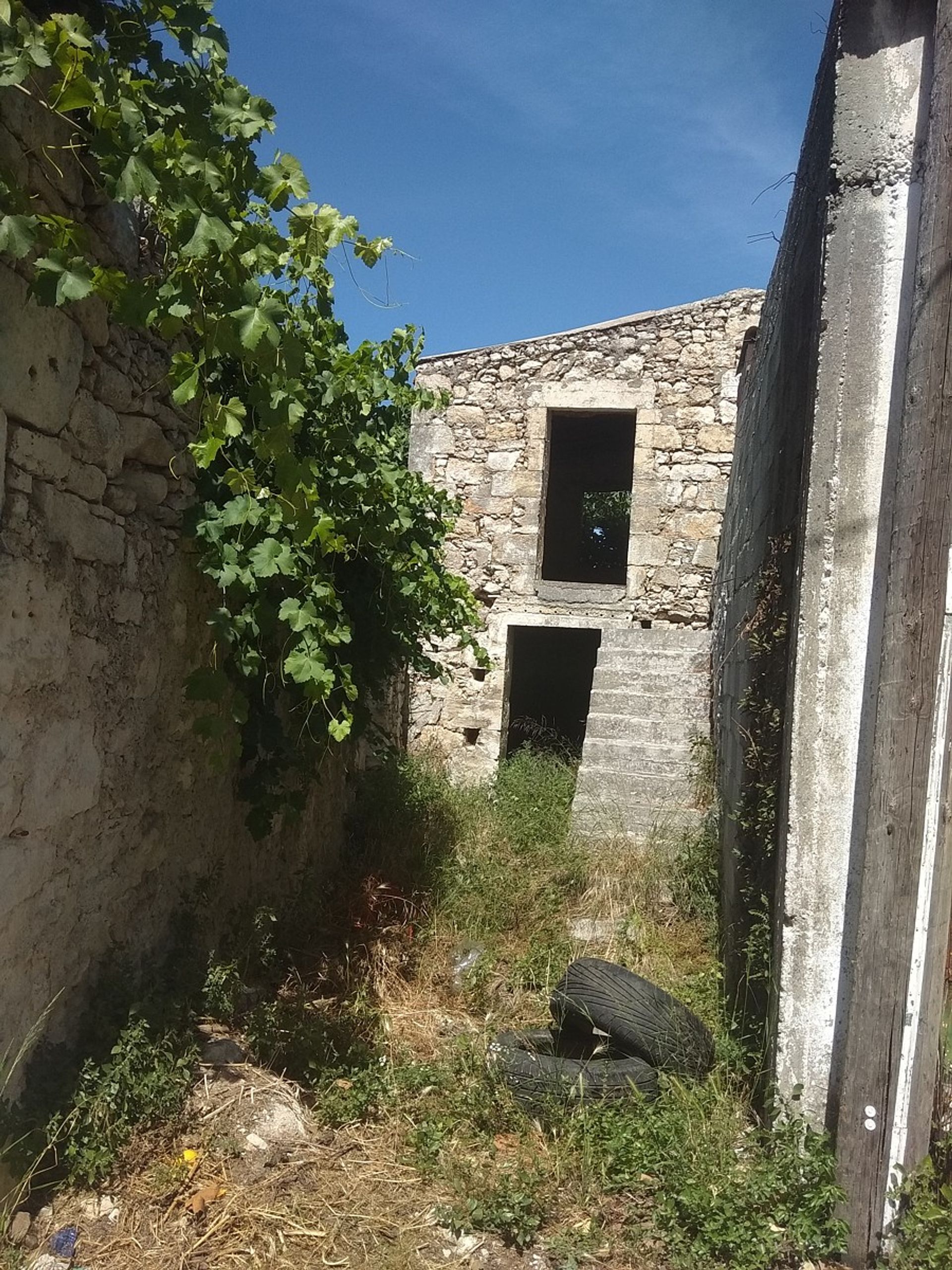 House in Chania,  11236080