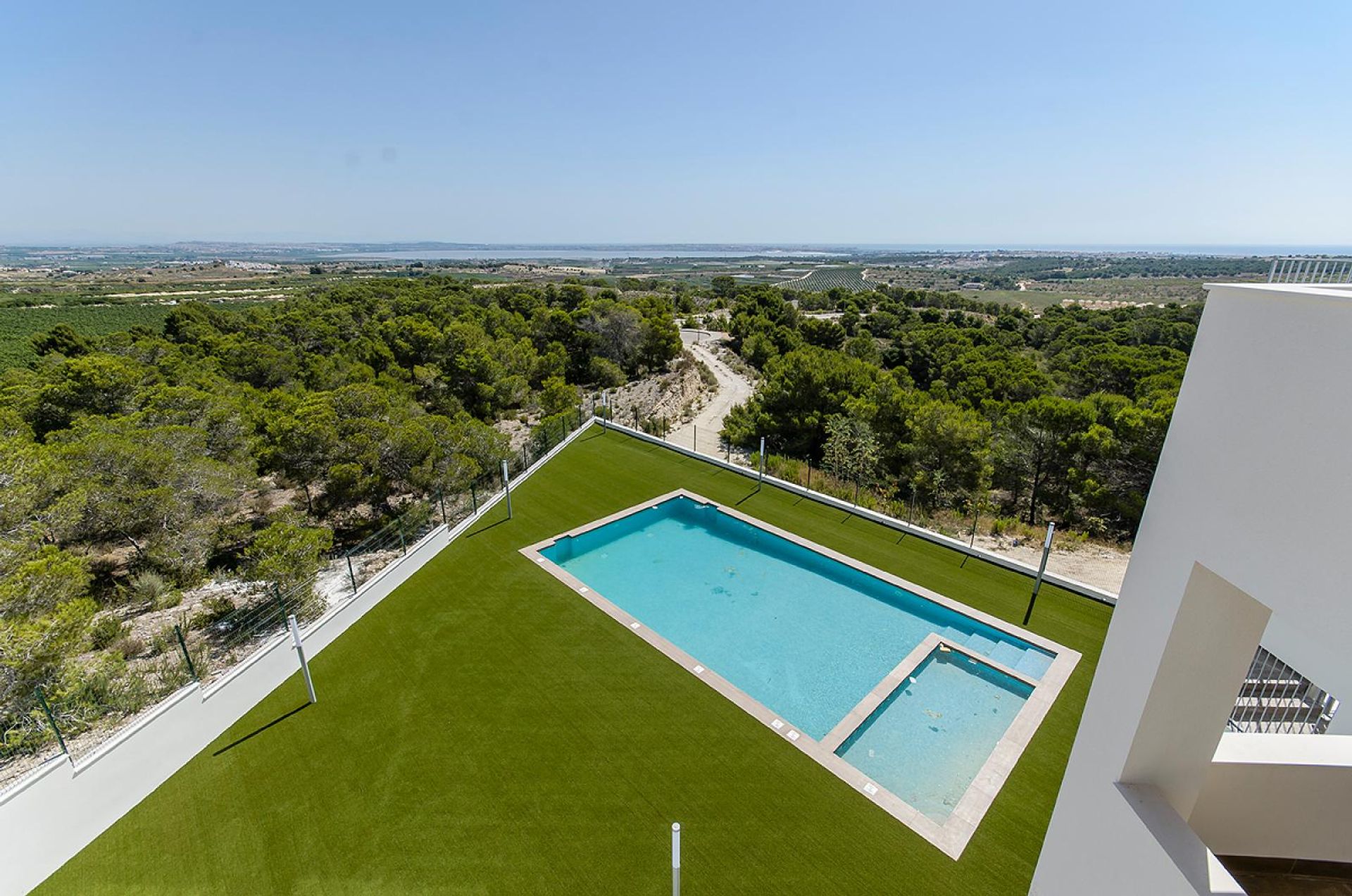 Eigentumswohnung im San Miguel de Salinas, Valencia 11237072