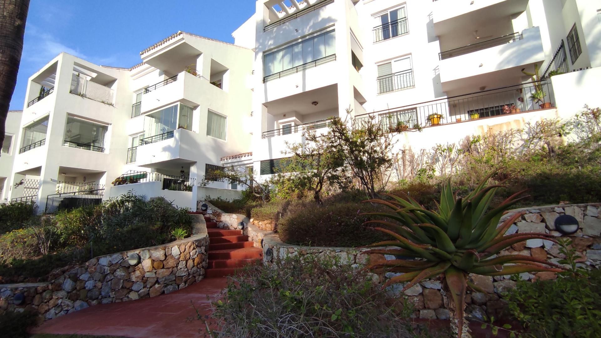 Condominium in Alhaurin el Grande, Andalusia 11237408