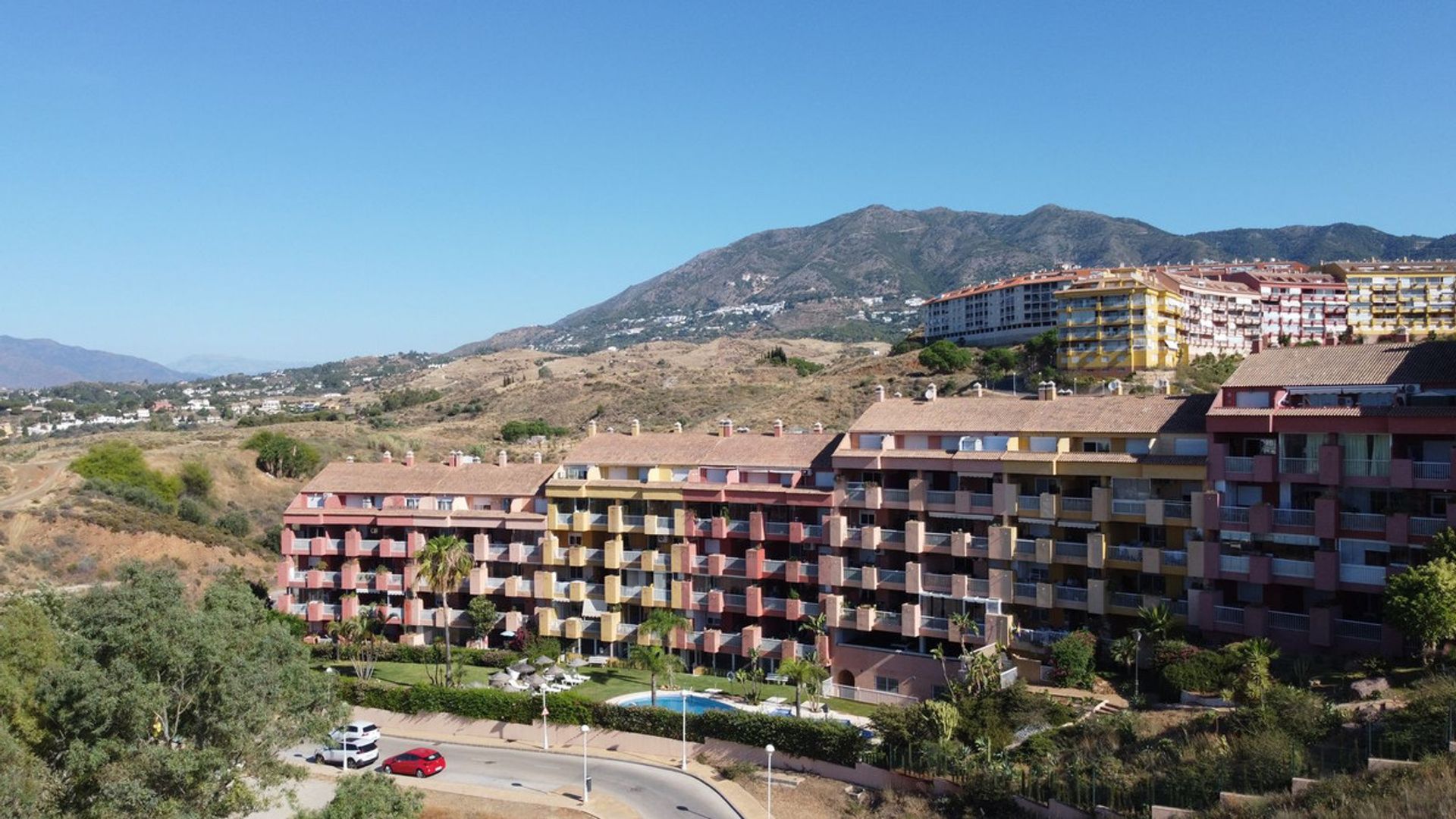 Condominium in Fuengirola, Andalucía 11237560