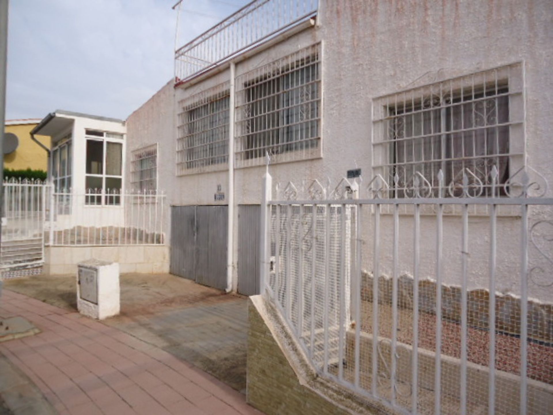 rumah dalam La Marina, Valencia 11237784