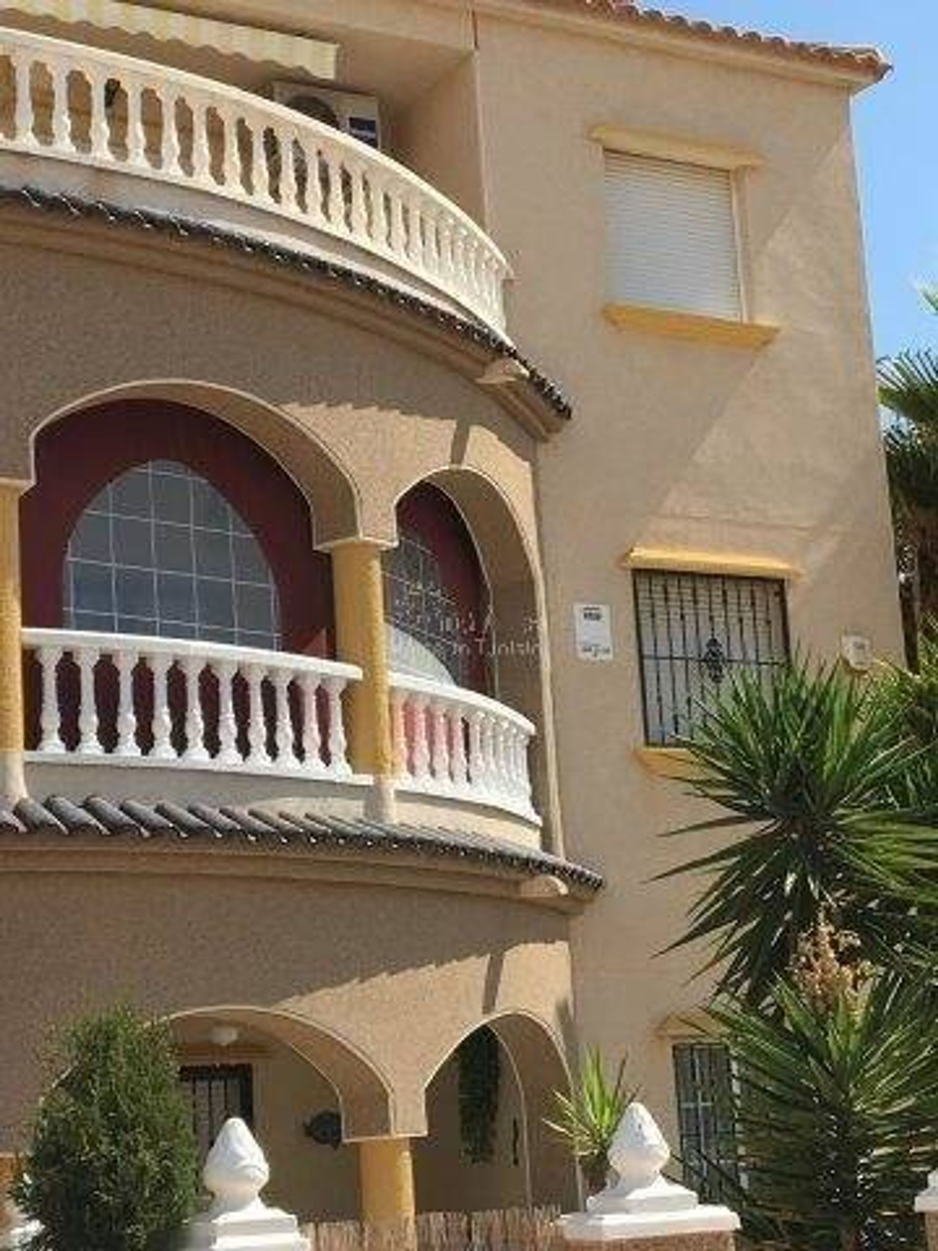 Condominium in Torrevieja, Valencia 11240583