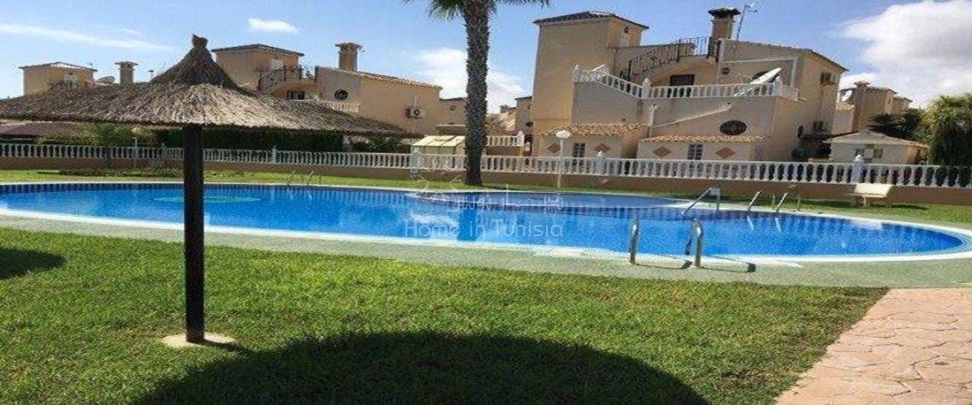 Condominium in Torrevieja, Valencia 11240583