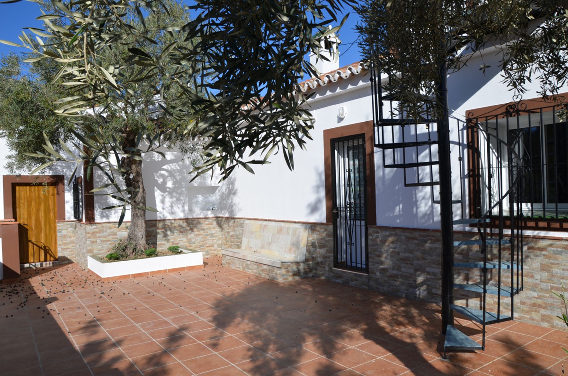 Casa nel El Chorro, Andalusia 11241448