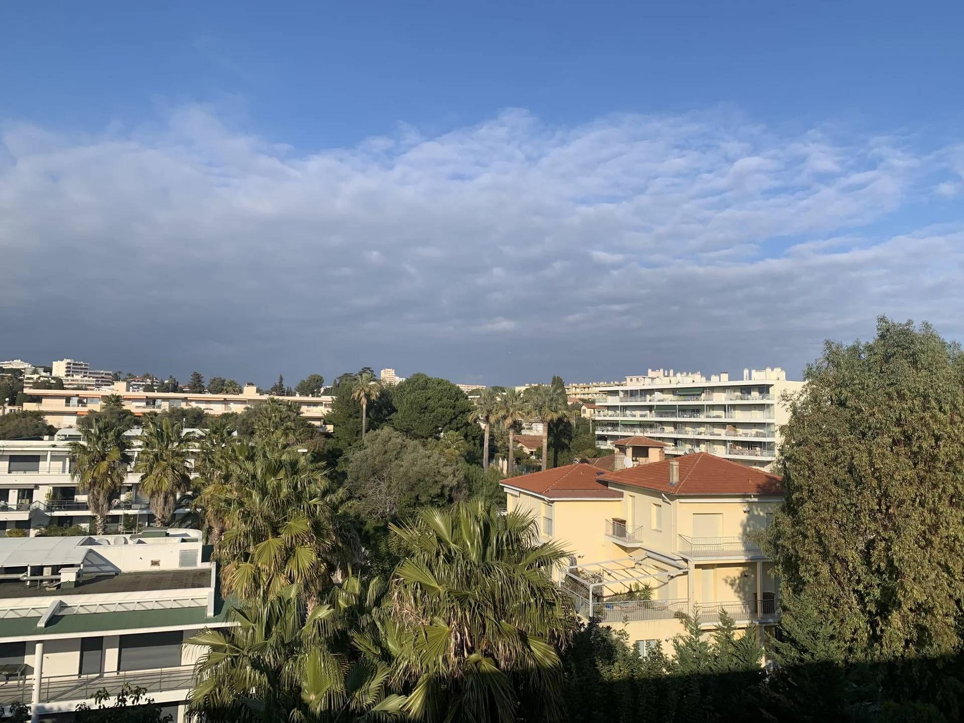 Condominium dans Antibes, Provence-Alpes-Côte d'Azur 11241912