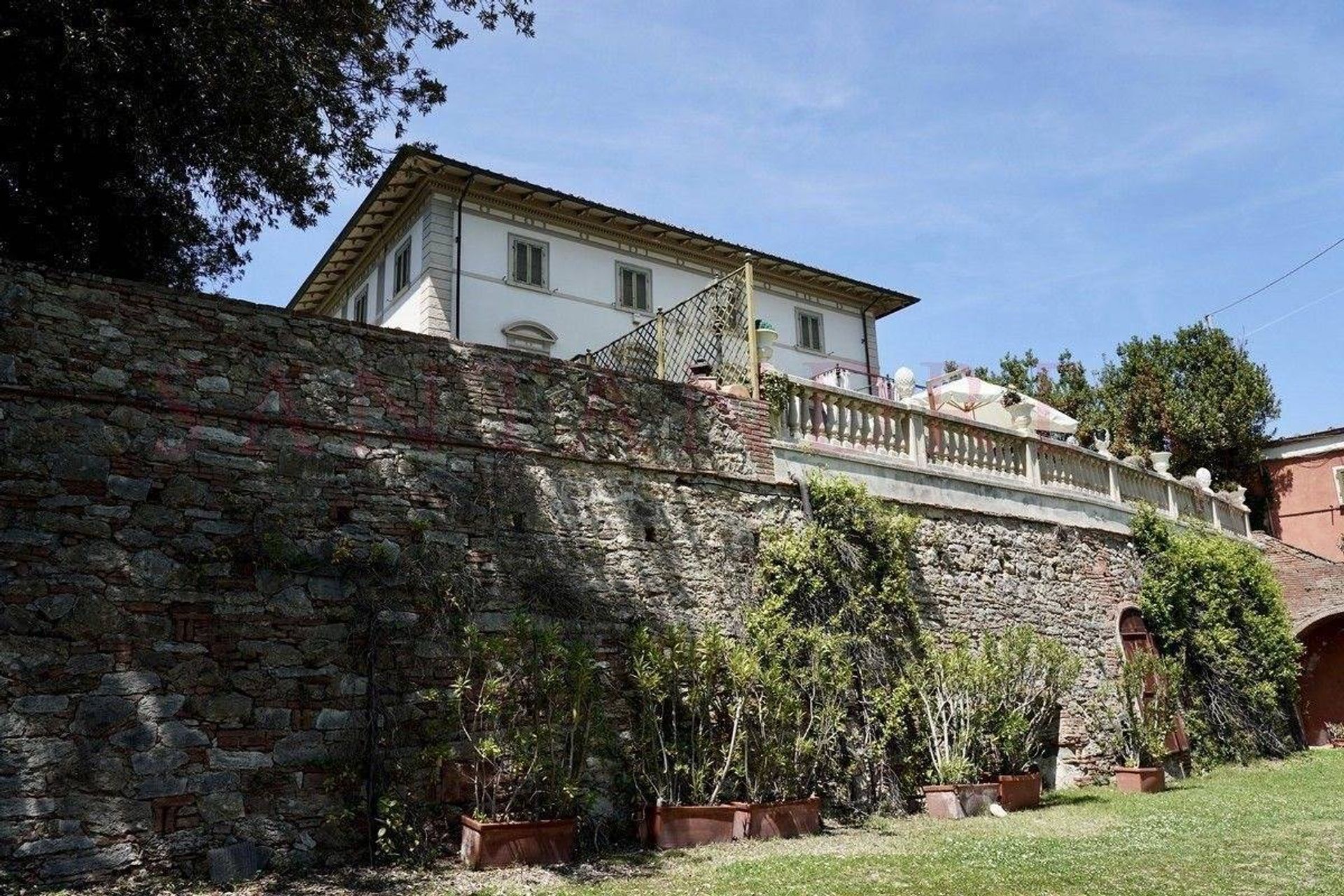 rumah dalam Casciana Terme, Tuscany 11241985