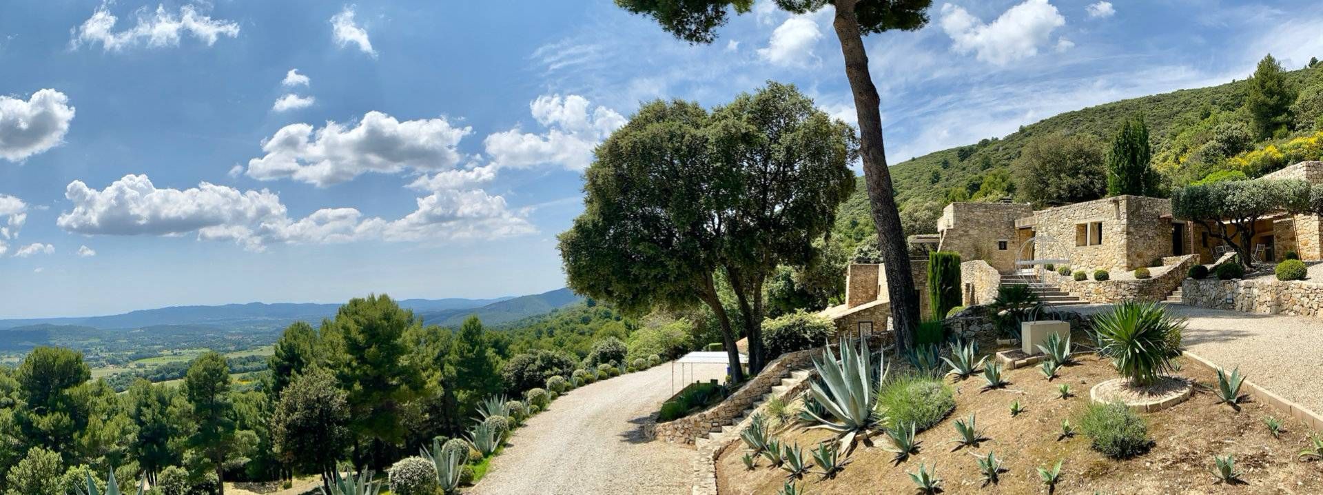 Rumah di Loumarin, Provence-Alpes-Cote d'Azur 11242127