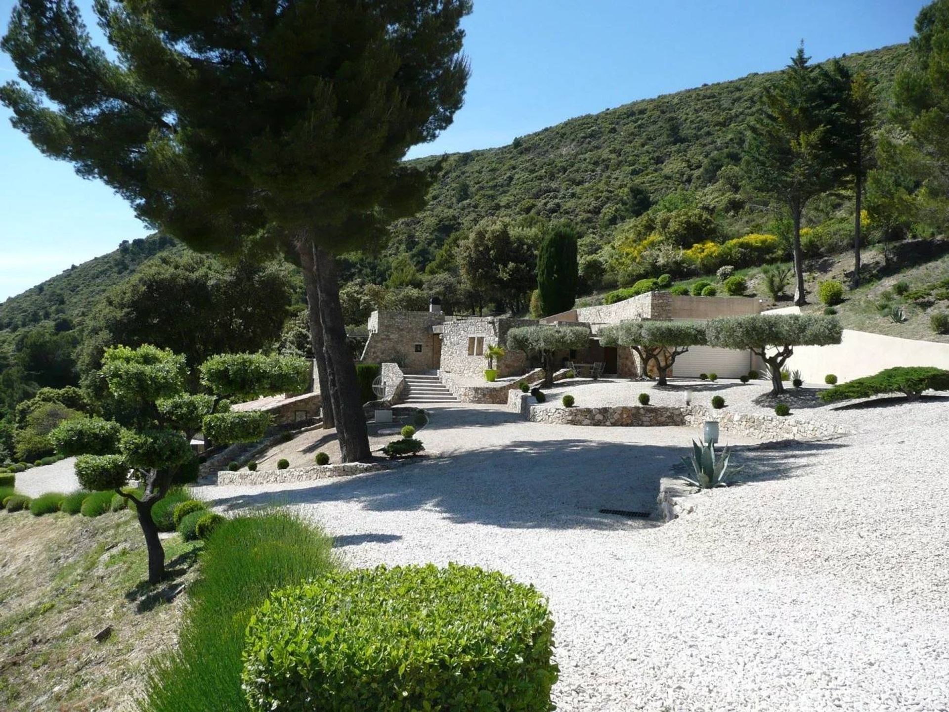 Rumah di Lourmarin, Provence-Alpes-Côte d'Azur 11242127