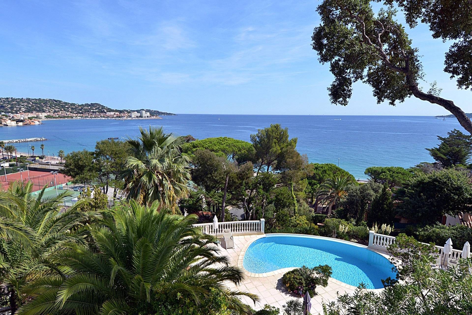 Hus i Sainte-Maxime, Provence-Alpes-Côte d'Azur 11242129