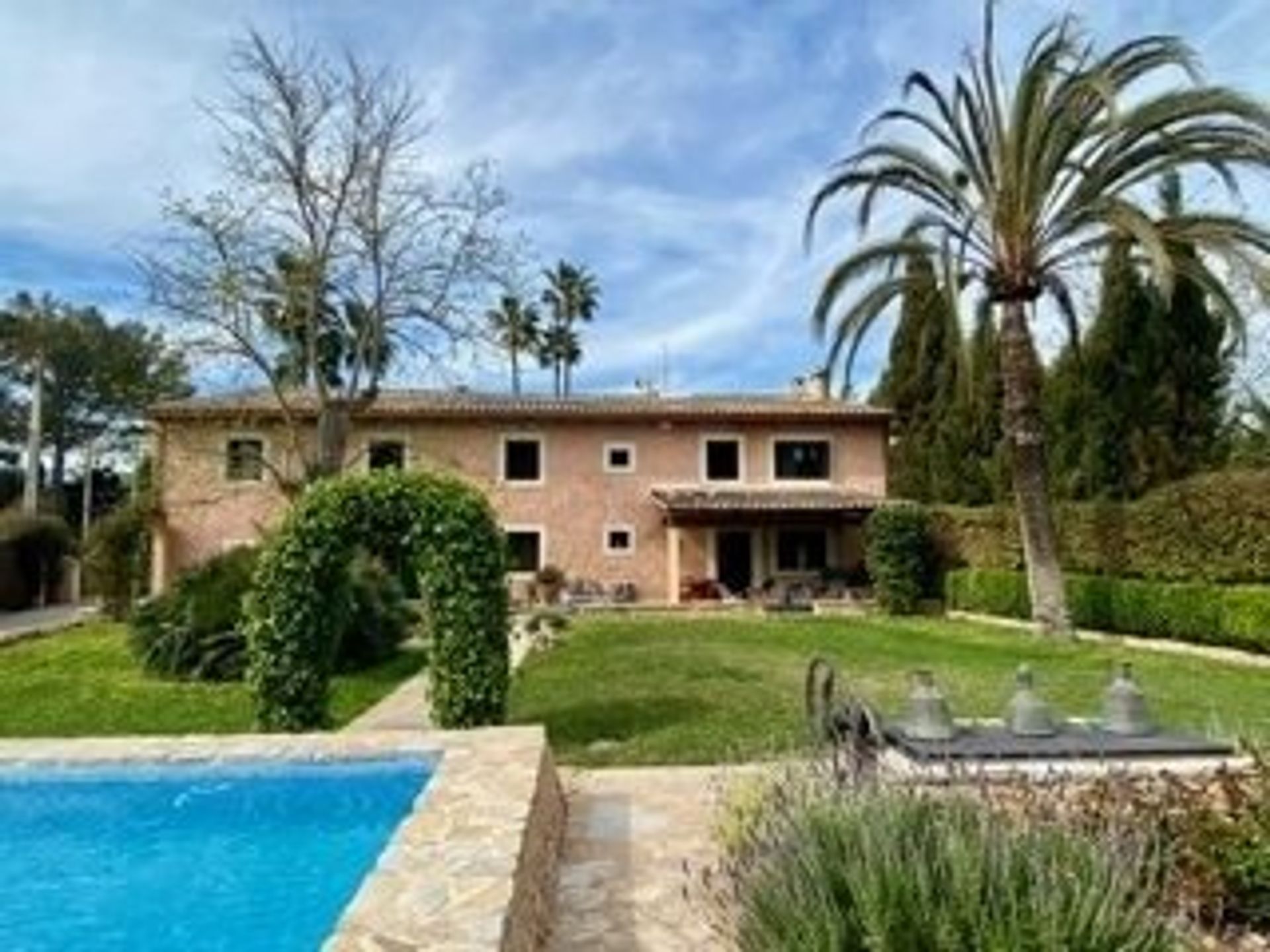 House in Santa Maria del Camí, Illes Balears 11243391