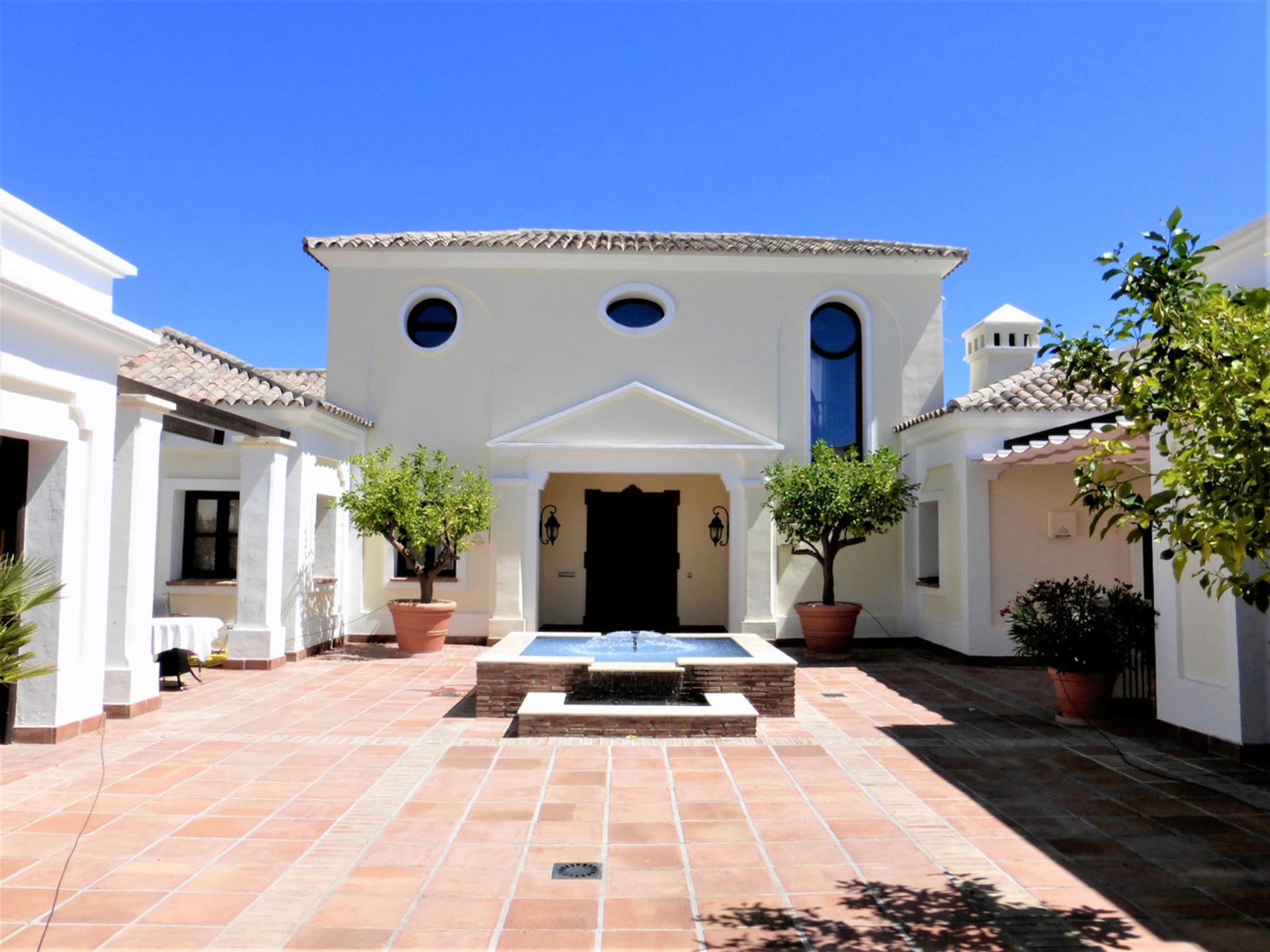 House in Benahavis, Andalusia 11243492