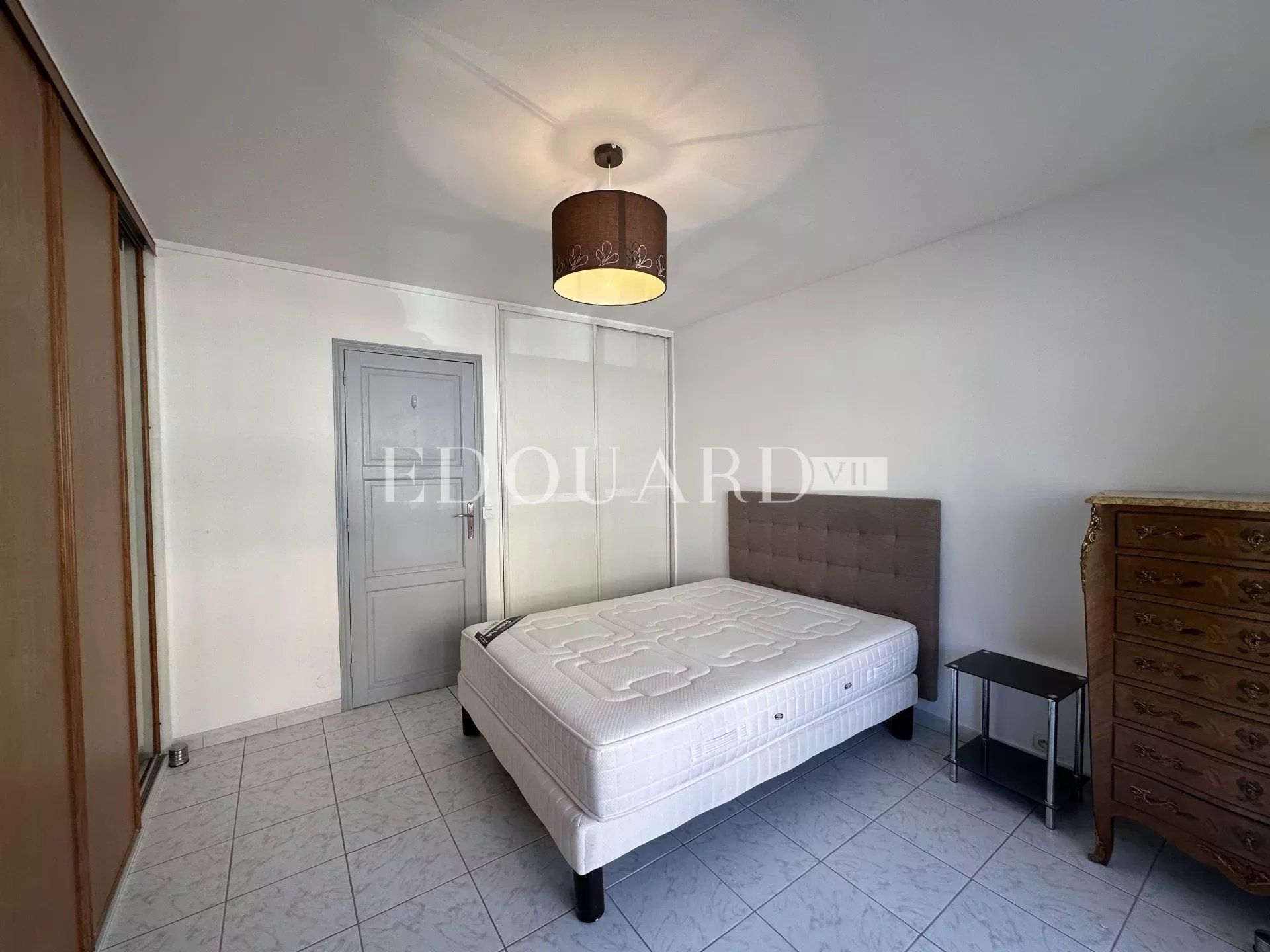 Кондоминиум в Menton, Alpes-Maritimes 11245854